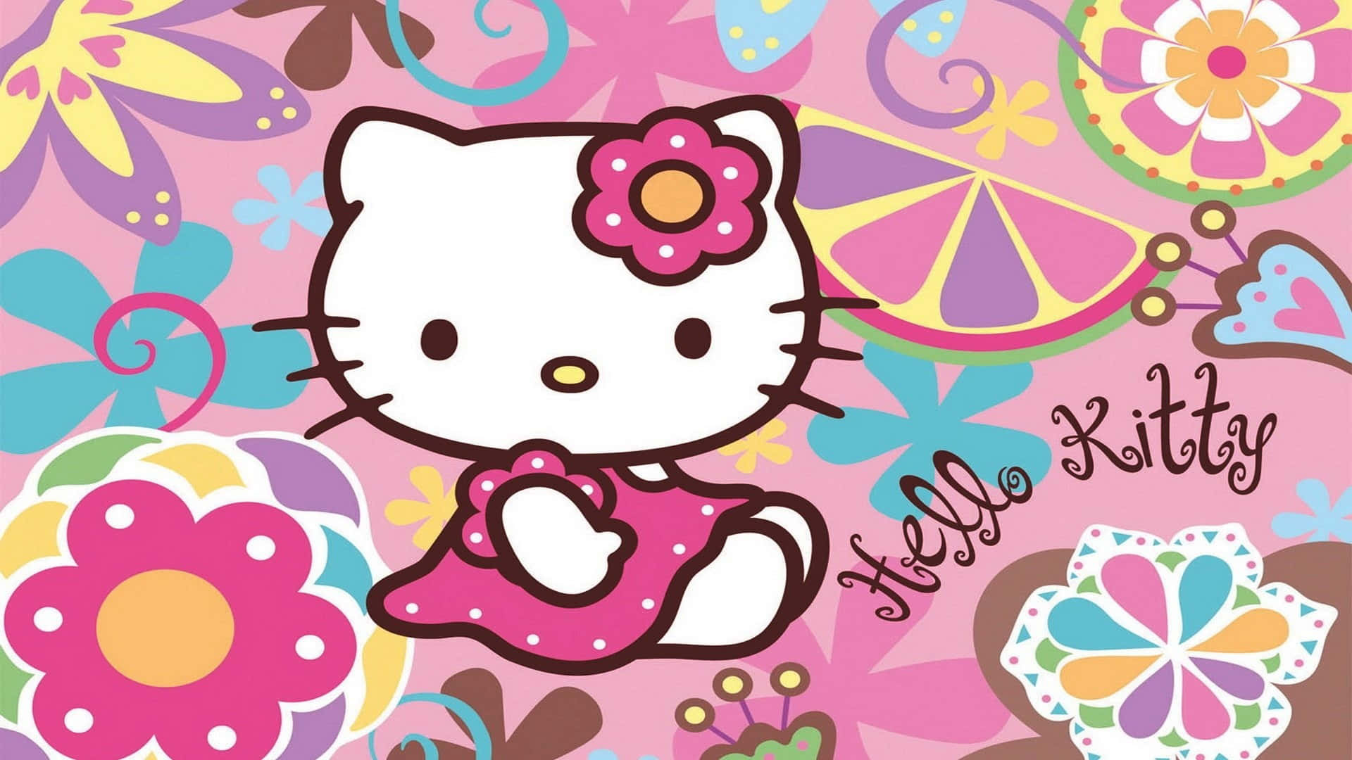 Kitty White 桌布 壁紙 — Hello Kitty 身穿粉紅色連衣裙，坐在粉彩粉紅色背景上，周圍是色彩繽紛的卡通花朵。