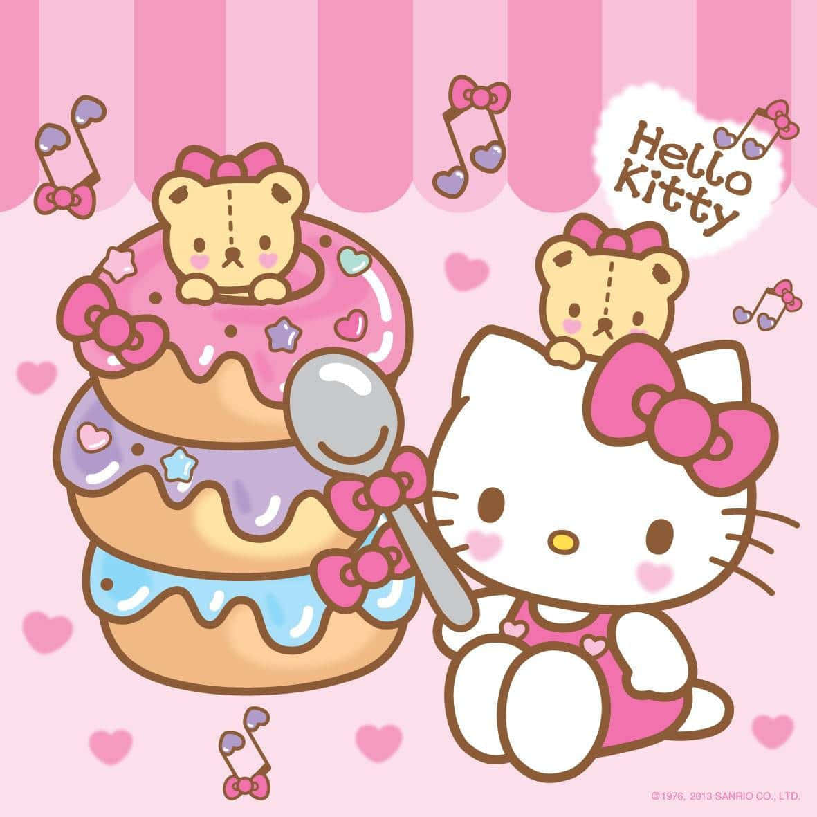 Hello Kitty 拿著勺子，旁邊有一個巨大的蛋糕，上面有泰迪熊和音符。