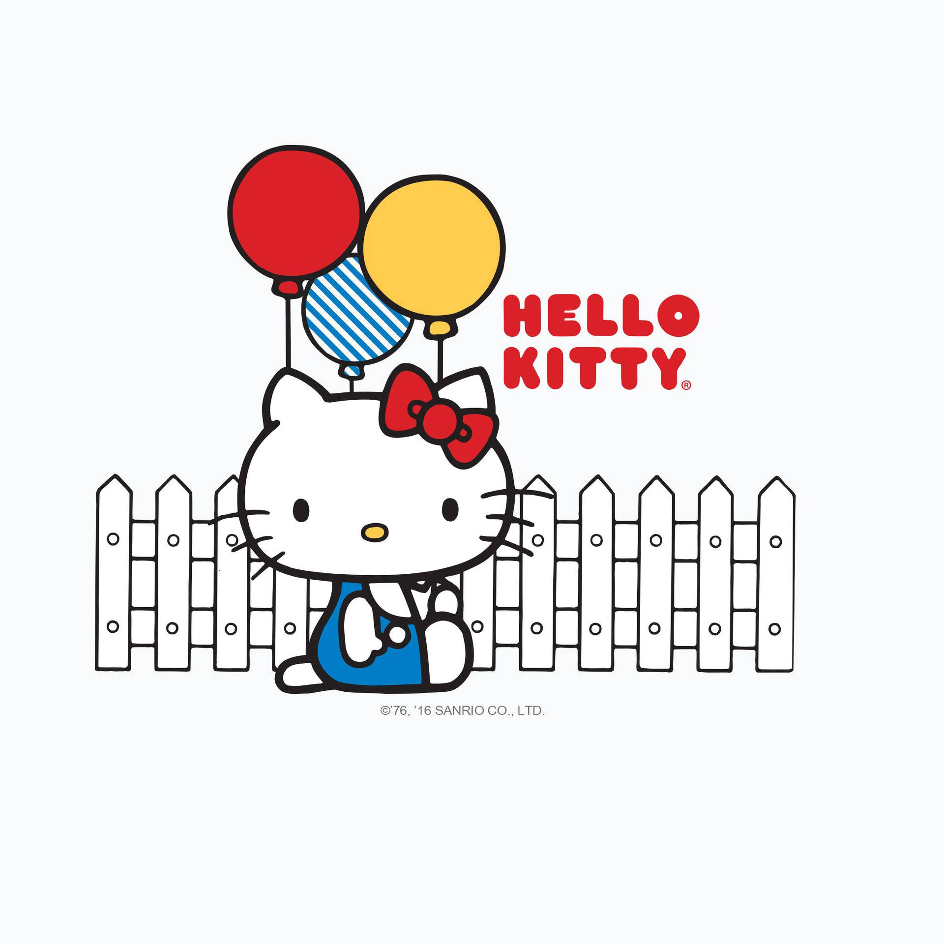 Hello Kitty 在白色柵欄後面拿著氣球。