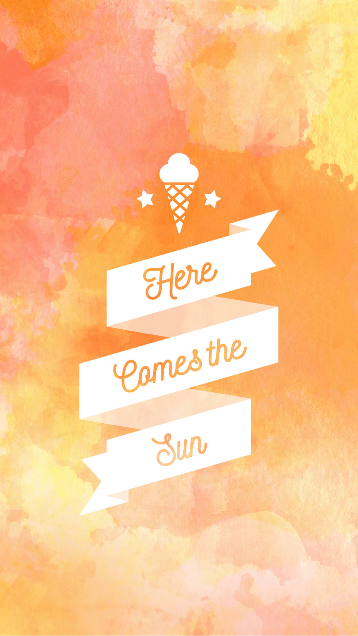 夏日「Here Comes The Sun」 壁紙 — 水彩日落背景，白色絲帶橫幅寫著「Here Comes the Sun」，上方有雪糕筒圖標。