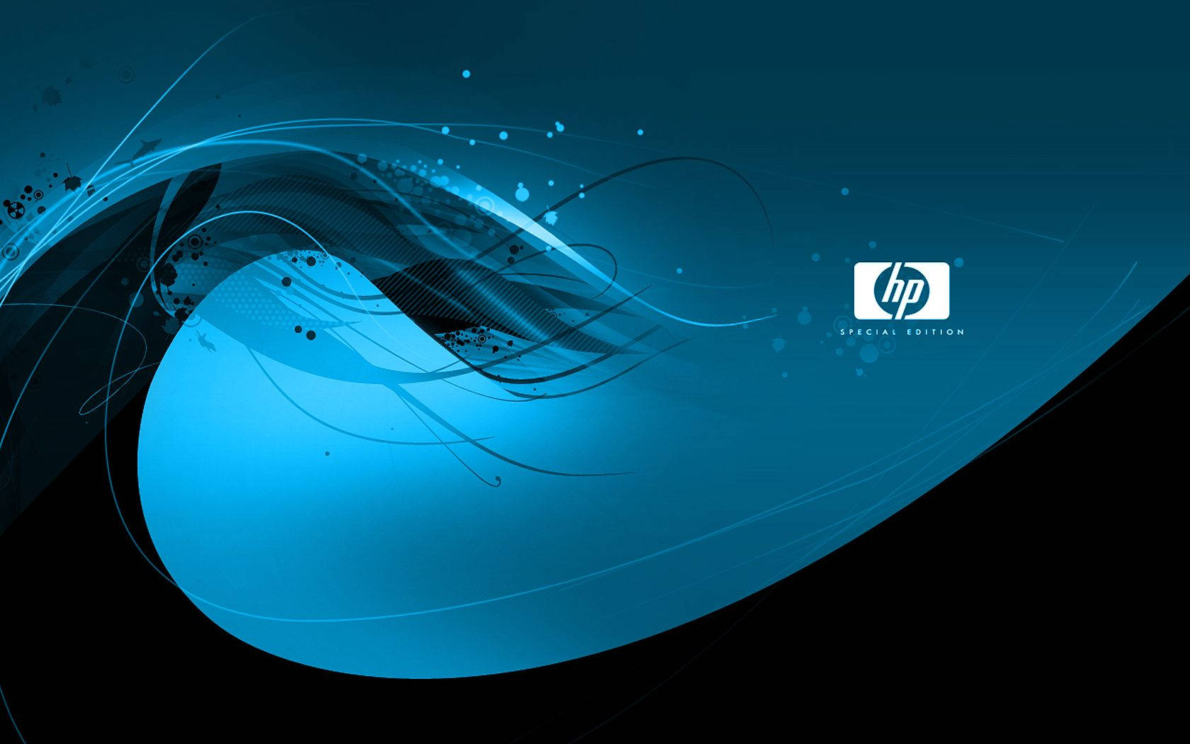 HP 特別版 壁紙 — 動態藍色和黑色抽象漩渦，帶有發光粒子和HP標誌，位於深色漸變背景上。