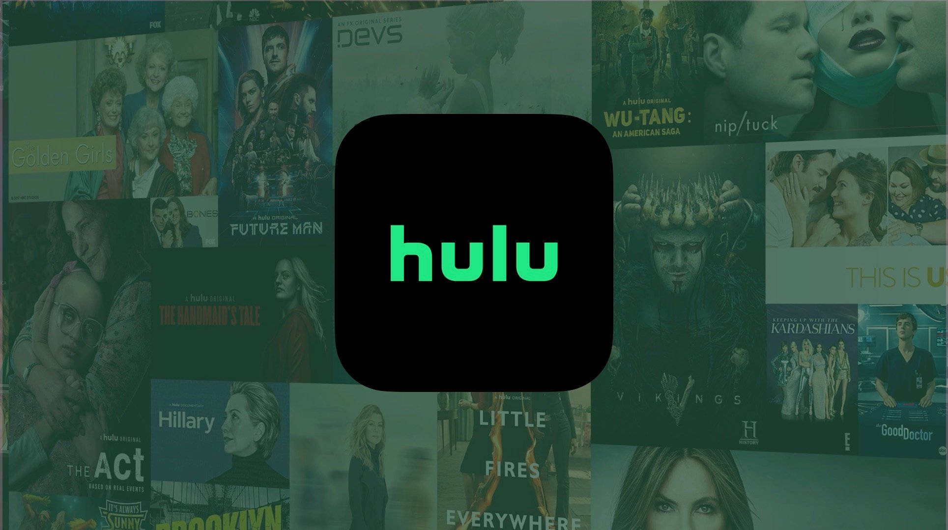 Hulu原始標誌 壁紙 — Hulu 標誌居中於帶有綠色色調的電視節目海報拼貼畫上。