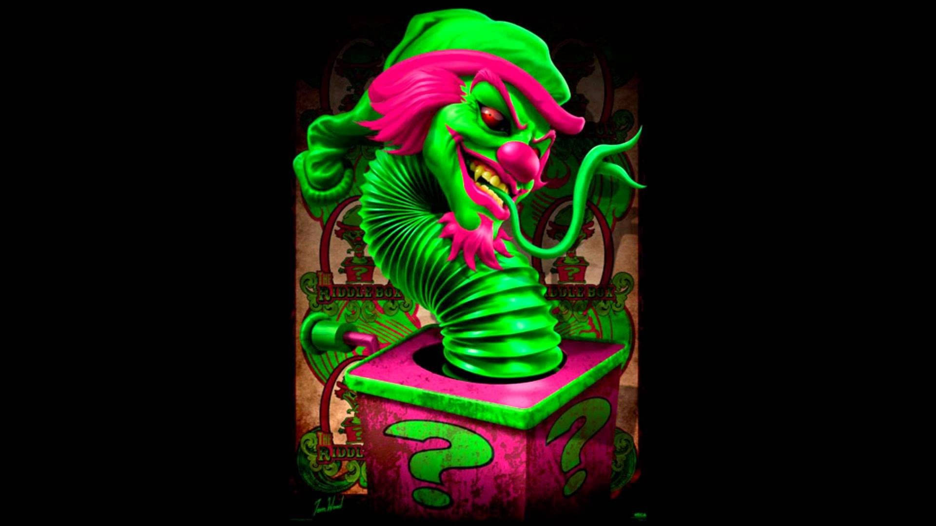 ICP 謎題盒藝術 壁紙 — 一個帶有粉紅色頭髮和觸手的威脅性綠色小丑從一個粉紅色問號盒子中爆發出來，背景是黑暗的。
