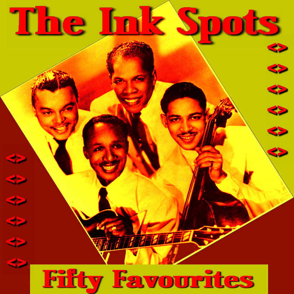The Ink Spots Fifty Favourites 的復古專輯封面， featuring 微笑的音樂家穿著西裝。