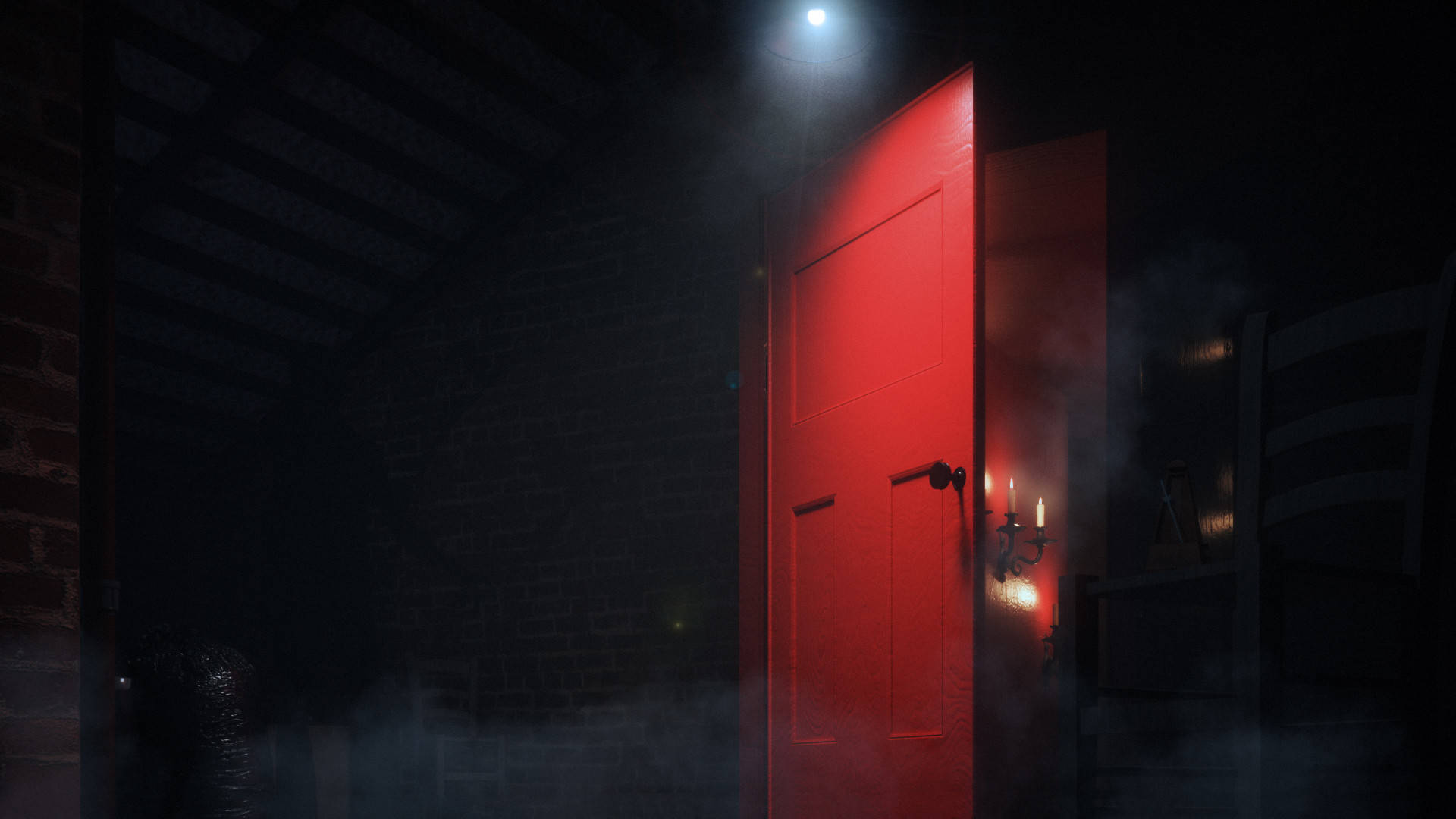 紅門：Insidious 壁紙 — 一扇紅色門半開在黑暗霧氣瀰漫的房間中，由單一頭頂燈和閃爍的蠟燭照亮。