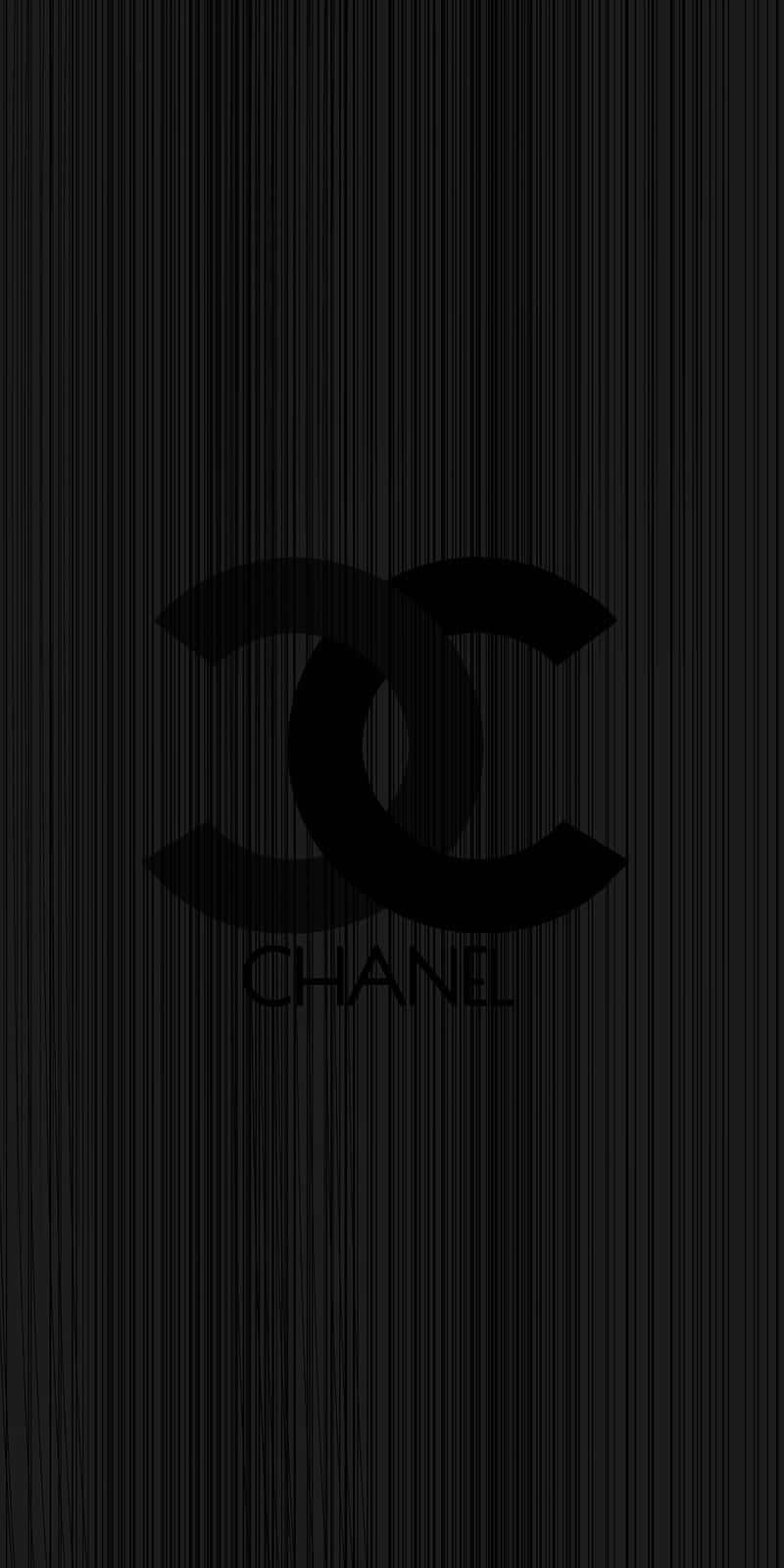 Chanel 標誌在黑色紋理背景上