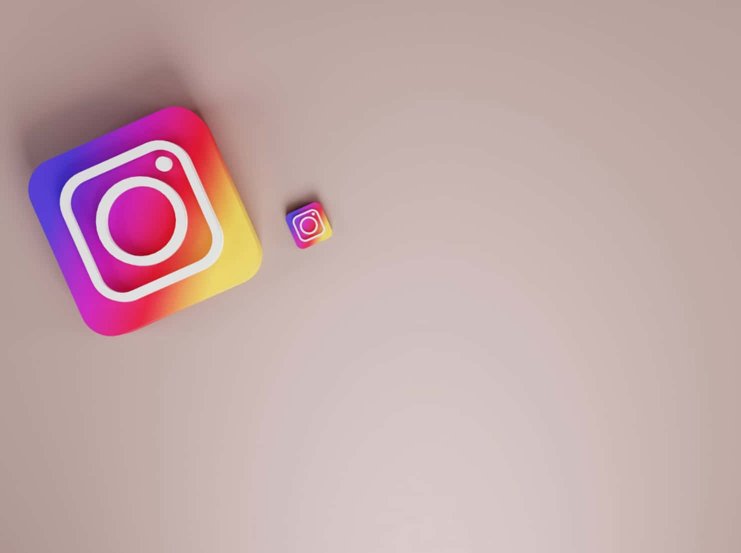 Instagram 圖標與一個小正方形在米色背景上 壁紙