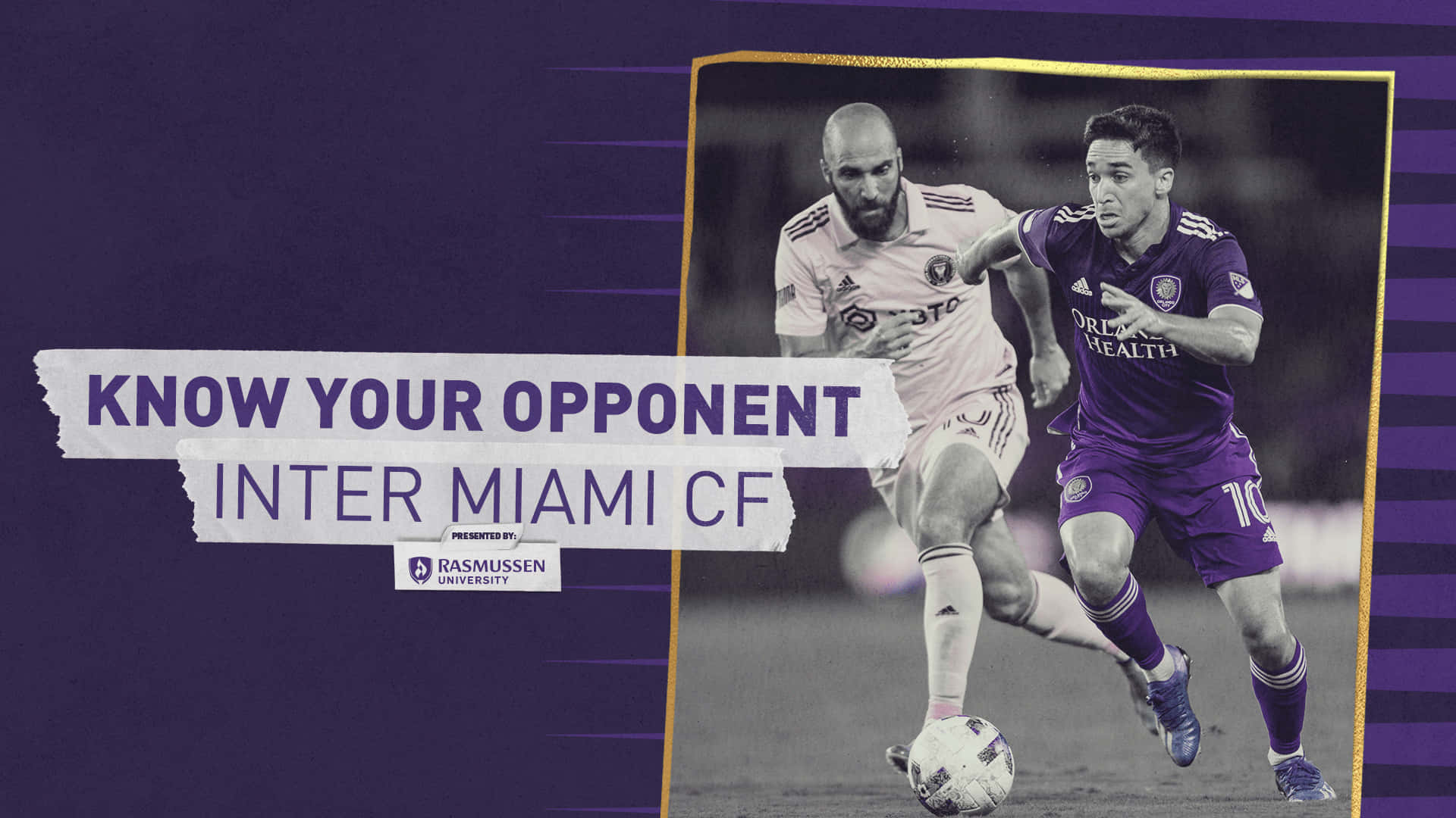 Inter Miami FC 動態插畫 - 知己知彼圖像藝術 壁紙 — 兩名身穿紫色和白色球衣的足球運動員在球場燈光下激烈爭球。