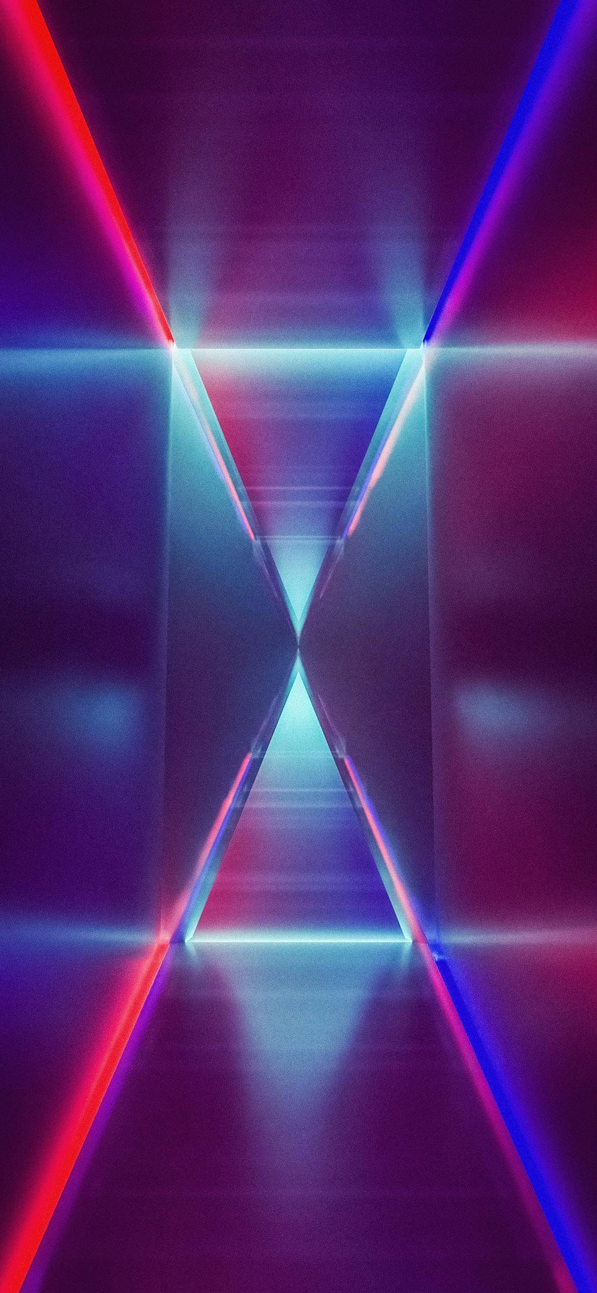 iPhone 14 Pro 紫色 3D 棱鏡 壁紙 — 充滿活力的霓虹紅和藍色光束在帶有反射表面的未來感隧道中形成發光的 X 形狀。