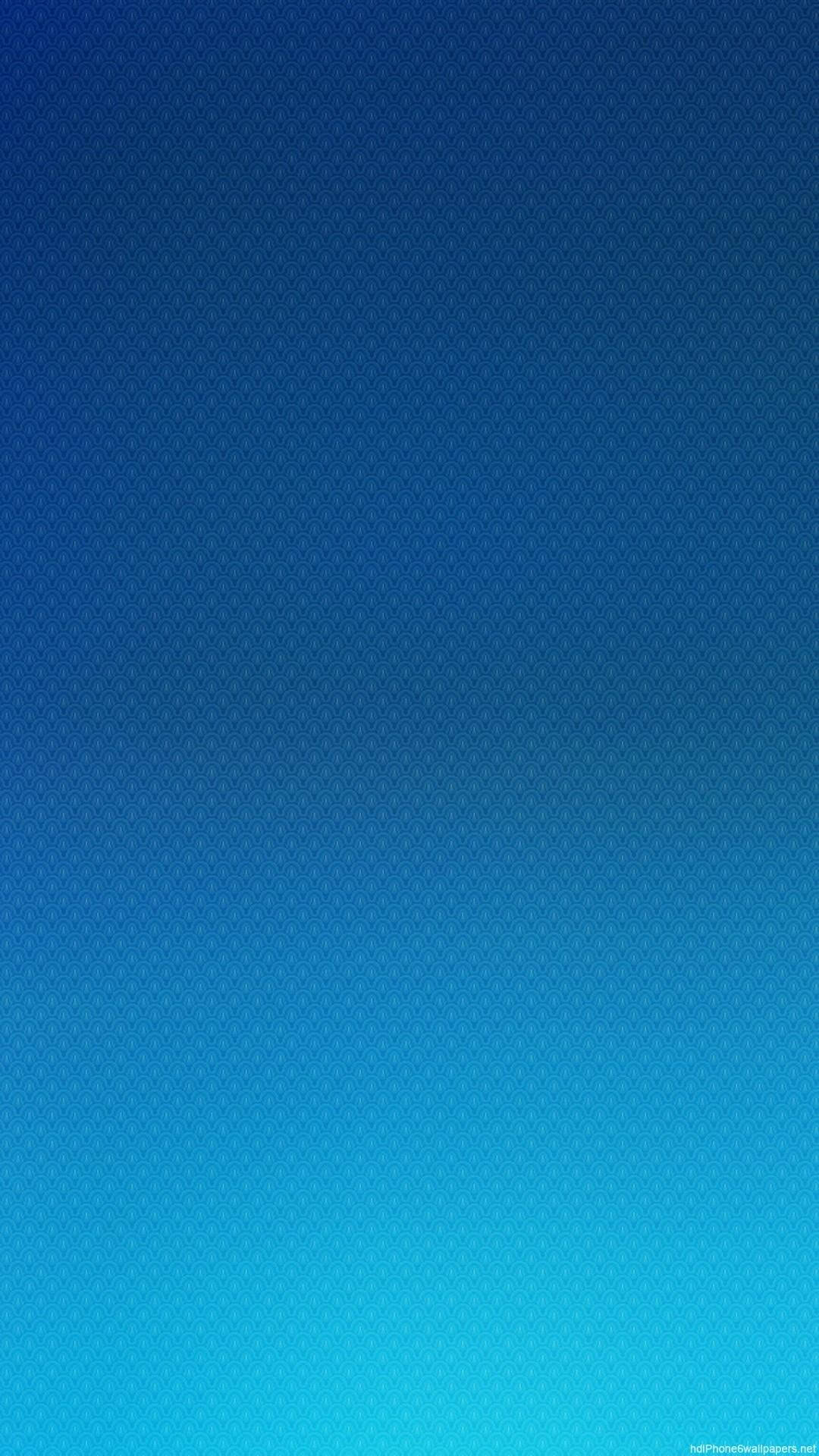 漸層藍色 iPhone 6s Plus 壁紙 — 從深海軍藍過渡到亮青色的寧靜漸變壁紙，帶有微妙的鑽石圖案。