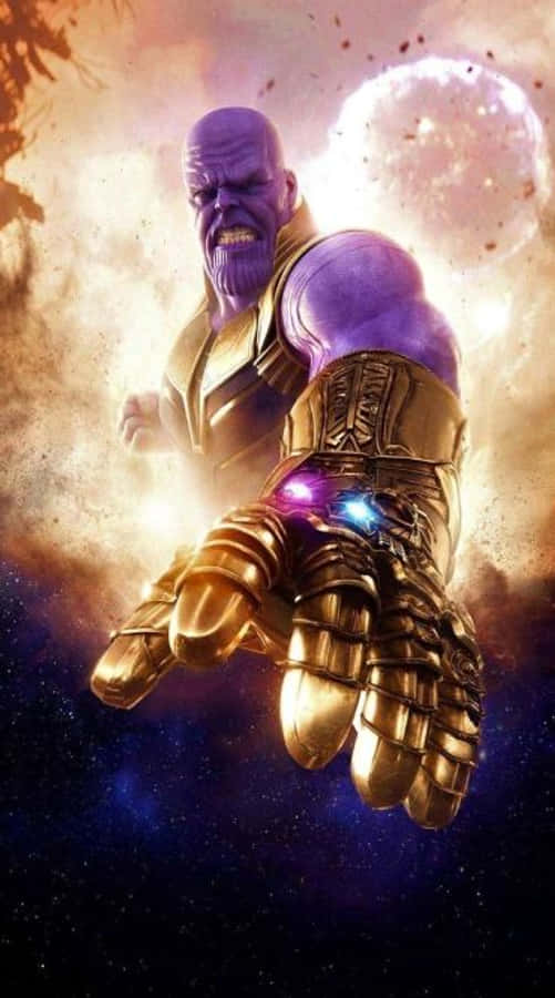 漫威宇宙滅霸戴著無限手套 iPhone 壁紙 — 薩諾斯戴上鑲有發光寶石的金色手套，背景是宇宙爆炸。