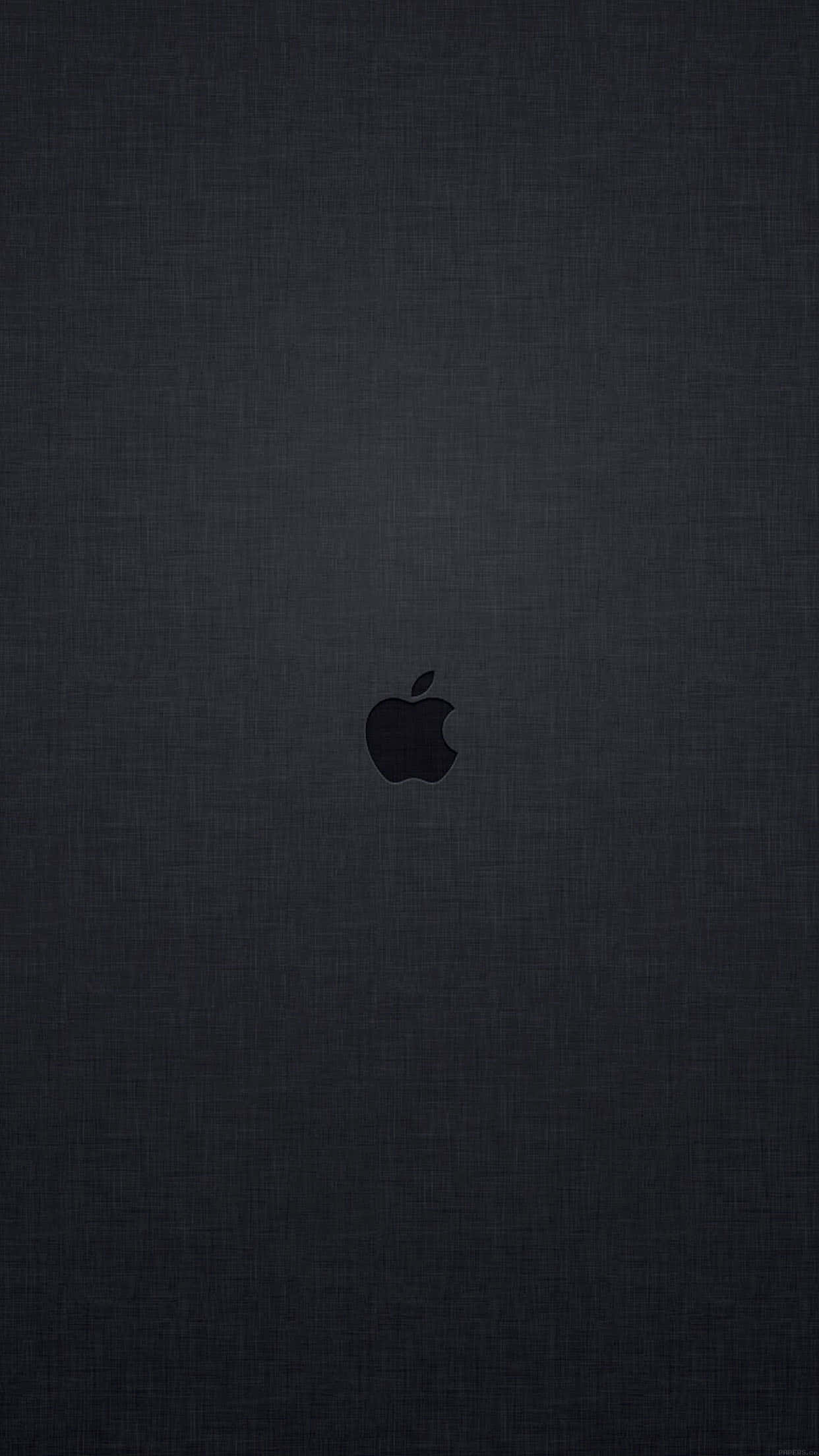卓越 iPhone X 蘋果背景 壁紙 — 一款極簡深灰色紋理壁紙，中央有一個黑色Apple標誌，帶有微妙的漸變照明。