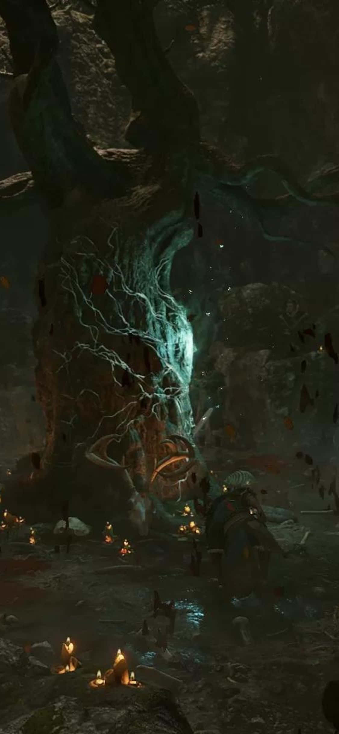 iPhone X《Greedfall》的奇幻遊戲體驗 壁紙 — 一棵巨大的古樹，帶有發光的藍色葉脈和漂浮的餘燼，照亮了黑暗洞穴般的森林地面。