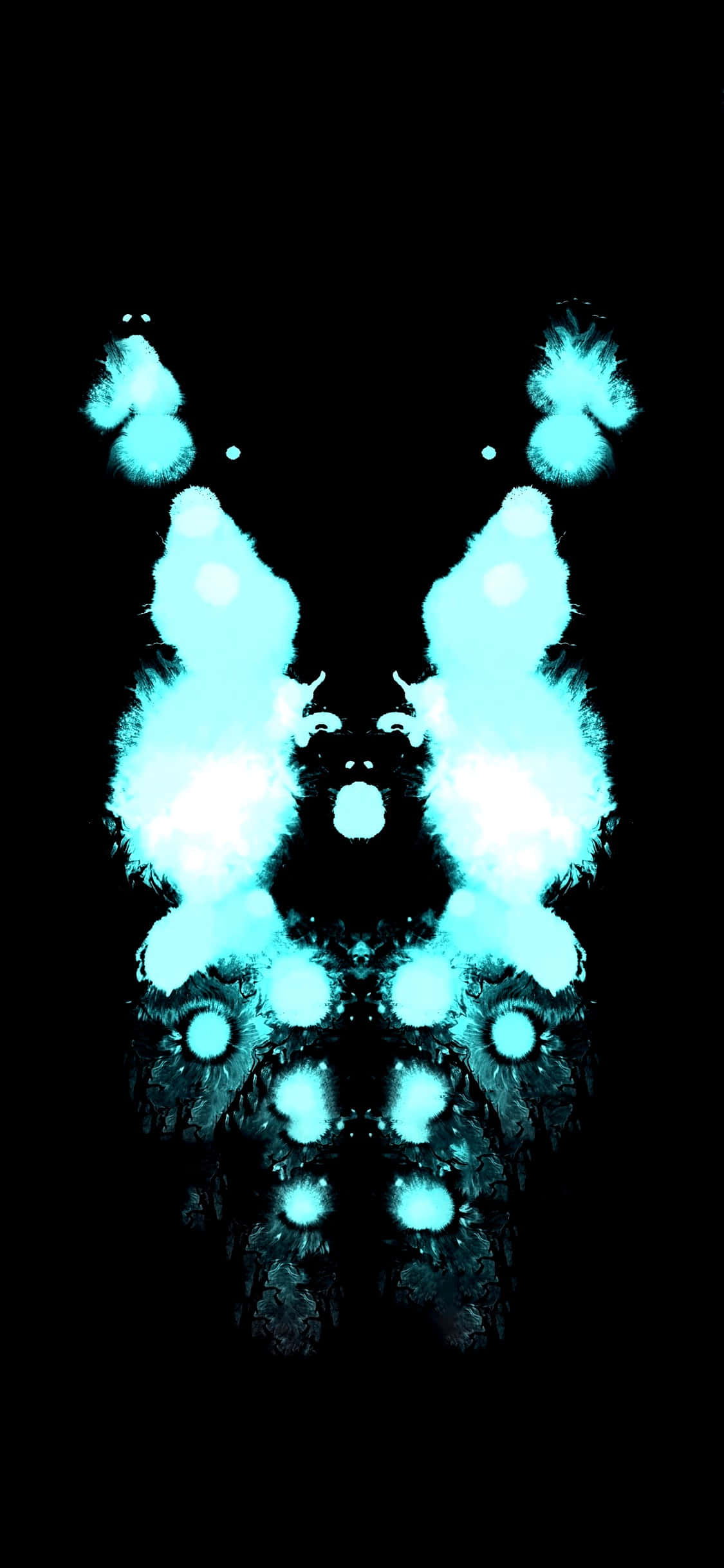 iPhone X OLED 霓虹藍色斑塊壁紙 壁紙 — 對稱的青色墨漬圖案在漆黑的背景上散發光芒，帶有發光的圓形亮點。