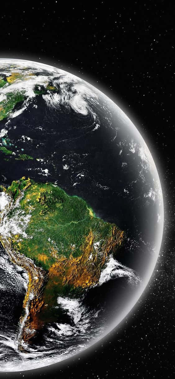 從太空看到的地球，以南美洲為焦點，背景有星星。