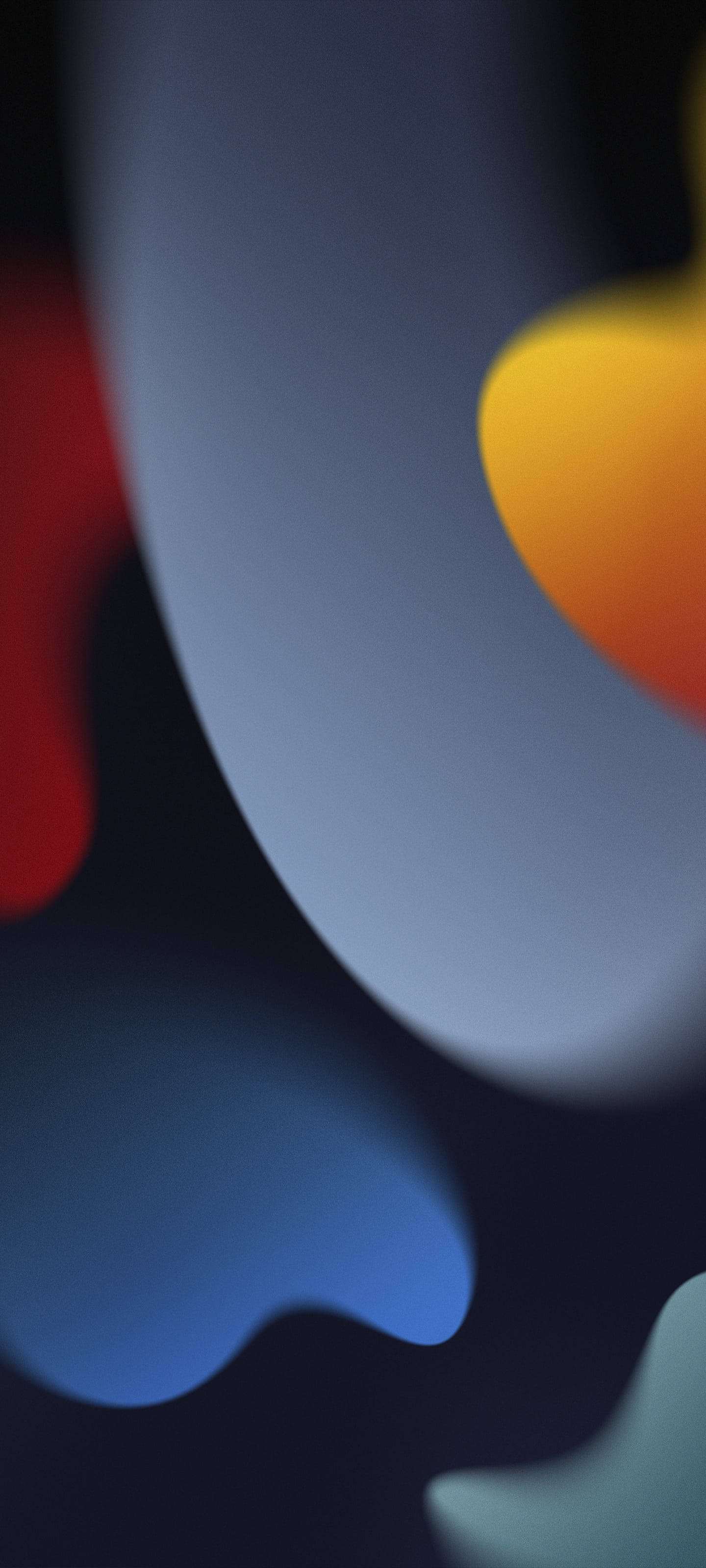 iPhone XR紅色色塊 壁紙 — 在深色背景上，柔和模糊的抽象形狀呈現深藍色、紅色和溫暖的黃色光芒。