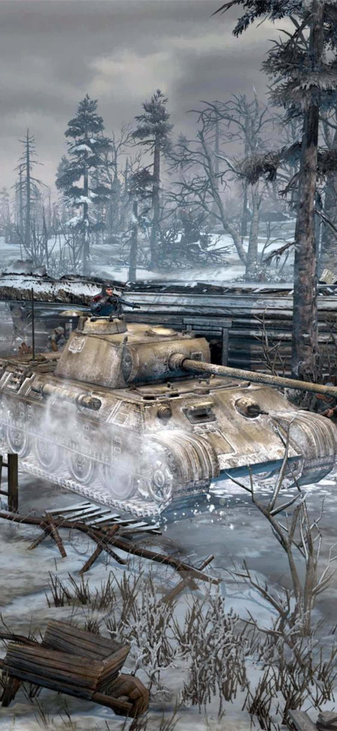 iPhone XS《英雄連隊2》背景：德軍輕型坦克「Luchs」 壁紙 — 一架飽經風霜的坦克在冰封、積雪的森林中冒著蒸汽前行，周圍是光禿禿的樹木和陰沉天空。