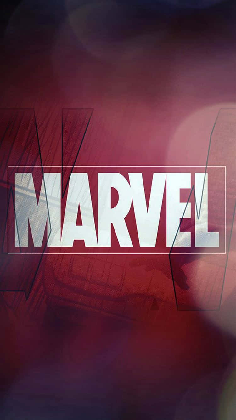 白色文字的Marvel標誌在紅紫漸變背景上，帶有漫畫風格的線條。
