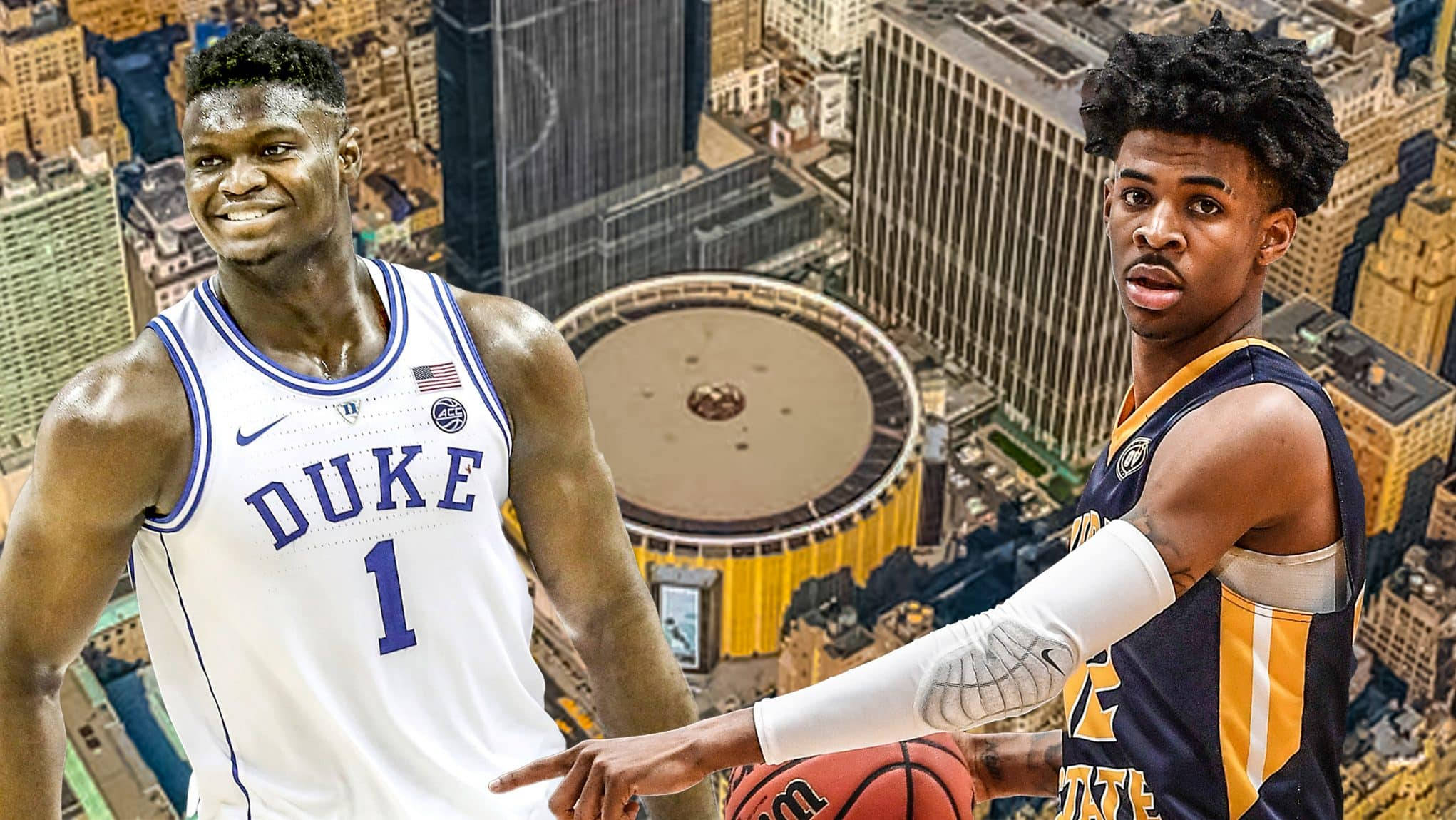 Ja Morant 與 Zion Williamson 壁紙 — 兩名身穿杜克和肯塔基球衣的籃球運動員站在城市景觀之上，中間有一個籃球。