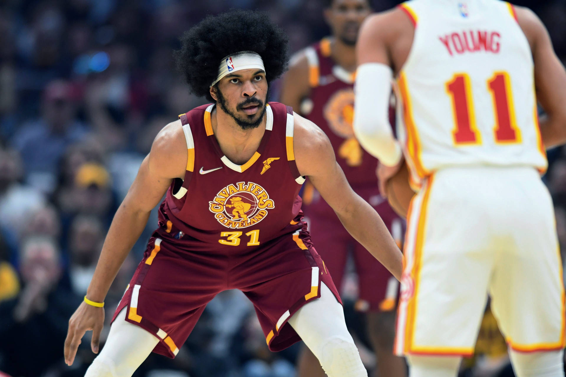 克里夫蘭騎士隊31號球員在NBA比賽中防守對手。