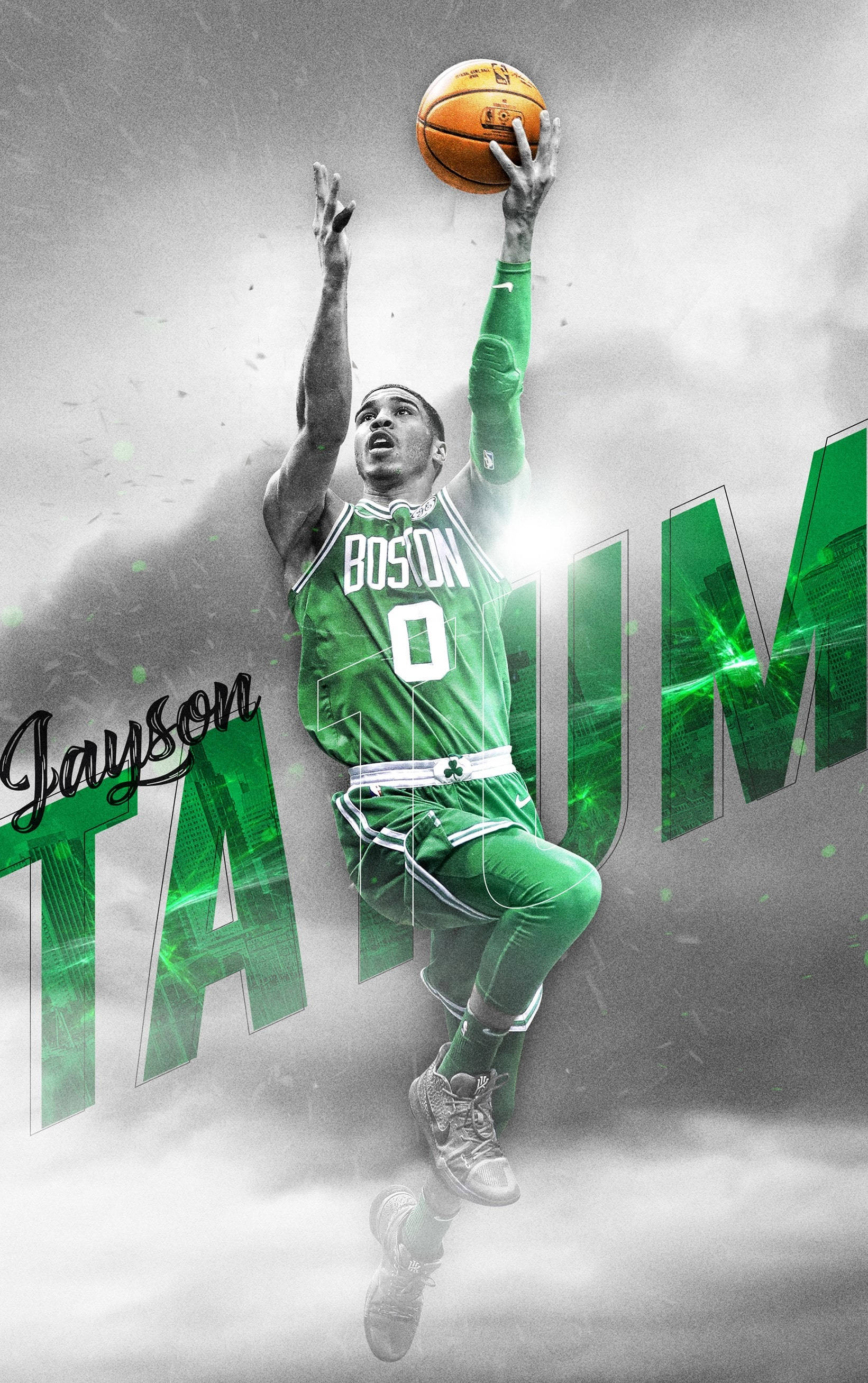 Jayson Tatum風格化波士頓球衣 壁紙 — Jayson Tatum 身穿綠色波士頓塞爾特人球衣，在煙霧瀰漫的單色背景下，動態躍起灌籃，並帶有發光的綠色文字。
