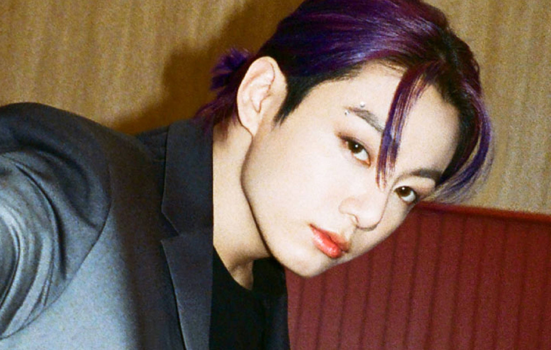 Jungkook下顎線壁紙