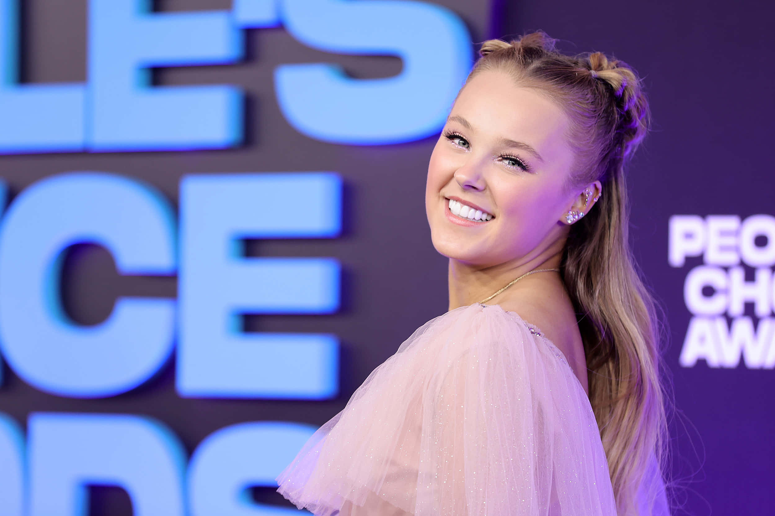 Jojo Siwa 背景 壁紙