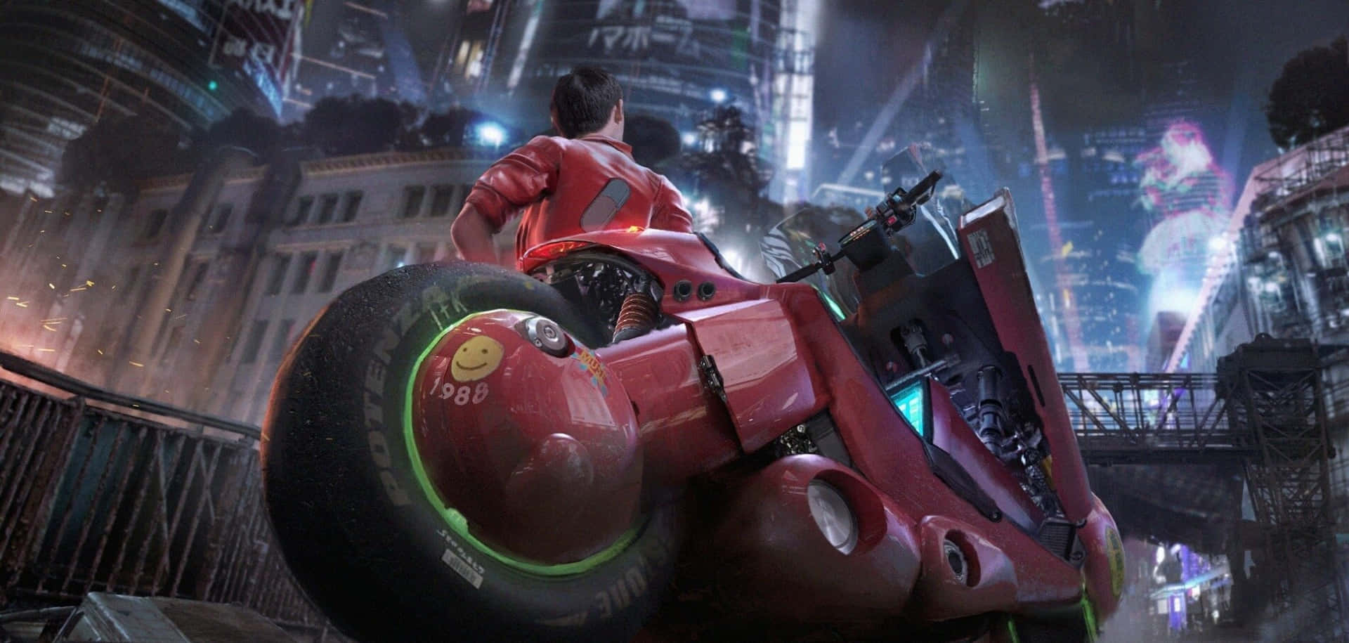 Kaneda 靠在自行車上 壁紙 — 一位身穿紅色外套的騎士在夜間騎著未來風格的紅色電單車，在霓虹燈閃爍的賽博龐克城市中傾斜過急彎。