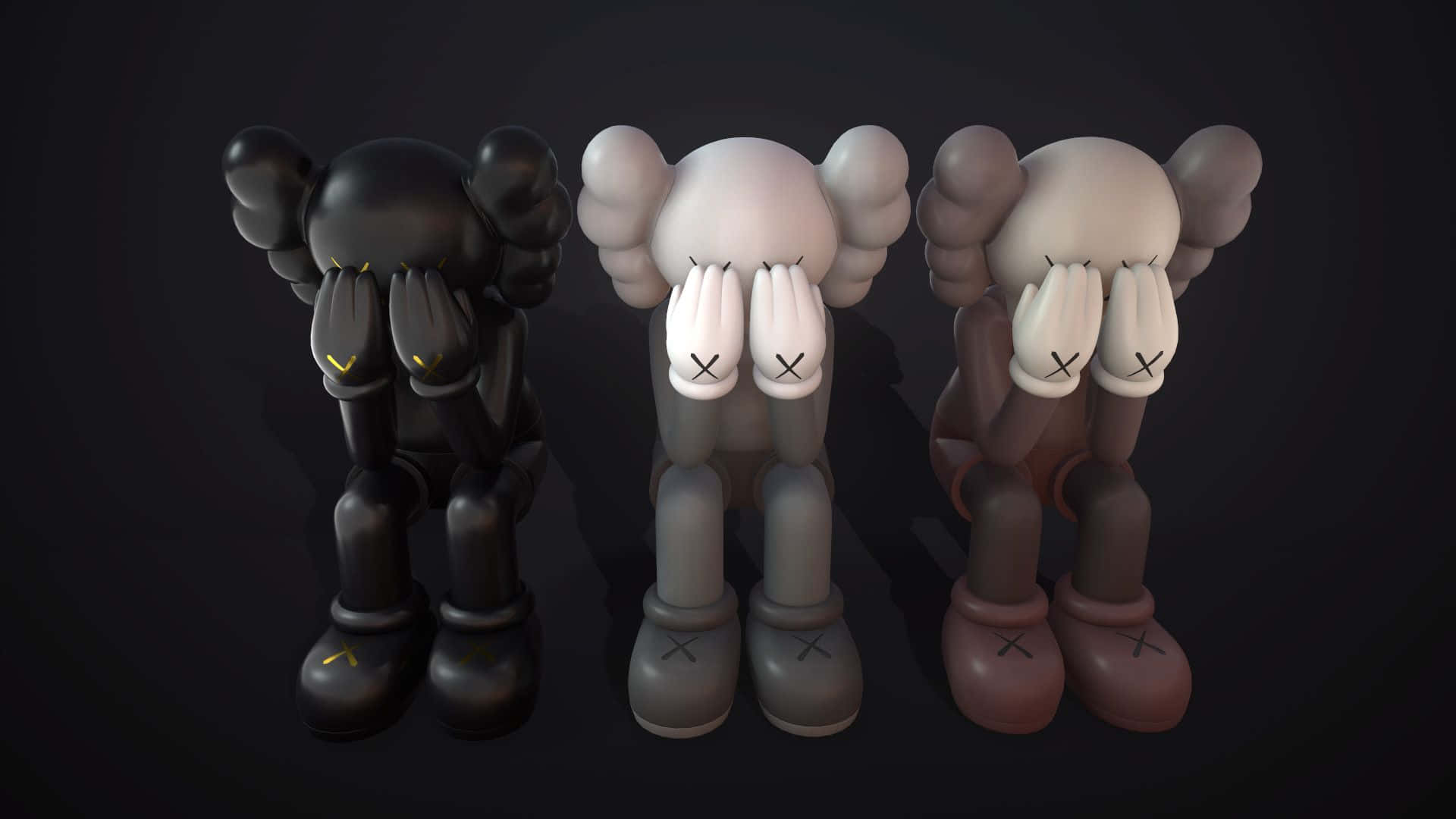KAWS《穿過》開放版 壁紙 — 三個風格化的KAWS人偶，黑色、灰色和棕色，並排站立，雙手遮住眼睛，背景為深色。