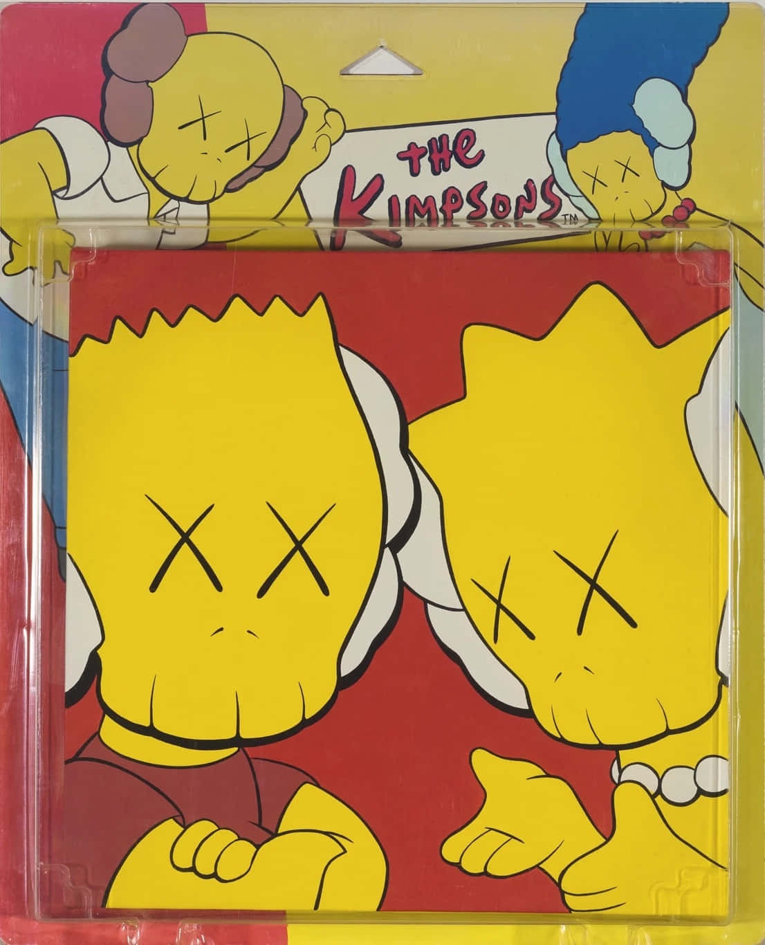 Kaws The Simpsons 桌布 壁紙 — Kaws風格嘅Simpsons角色，有X眼睛，喺色彩繽紛嘅包裝藝術印刷品中。