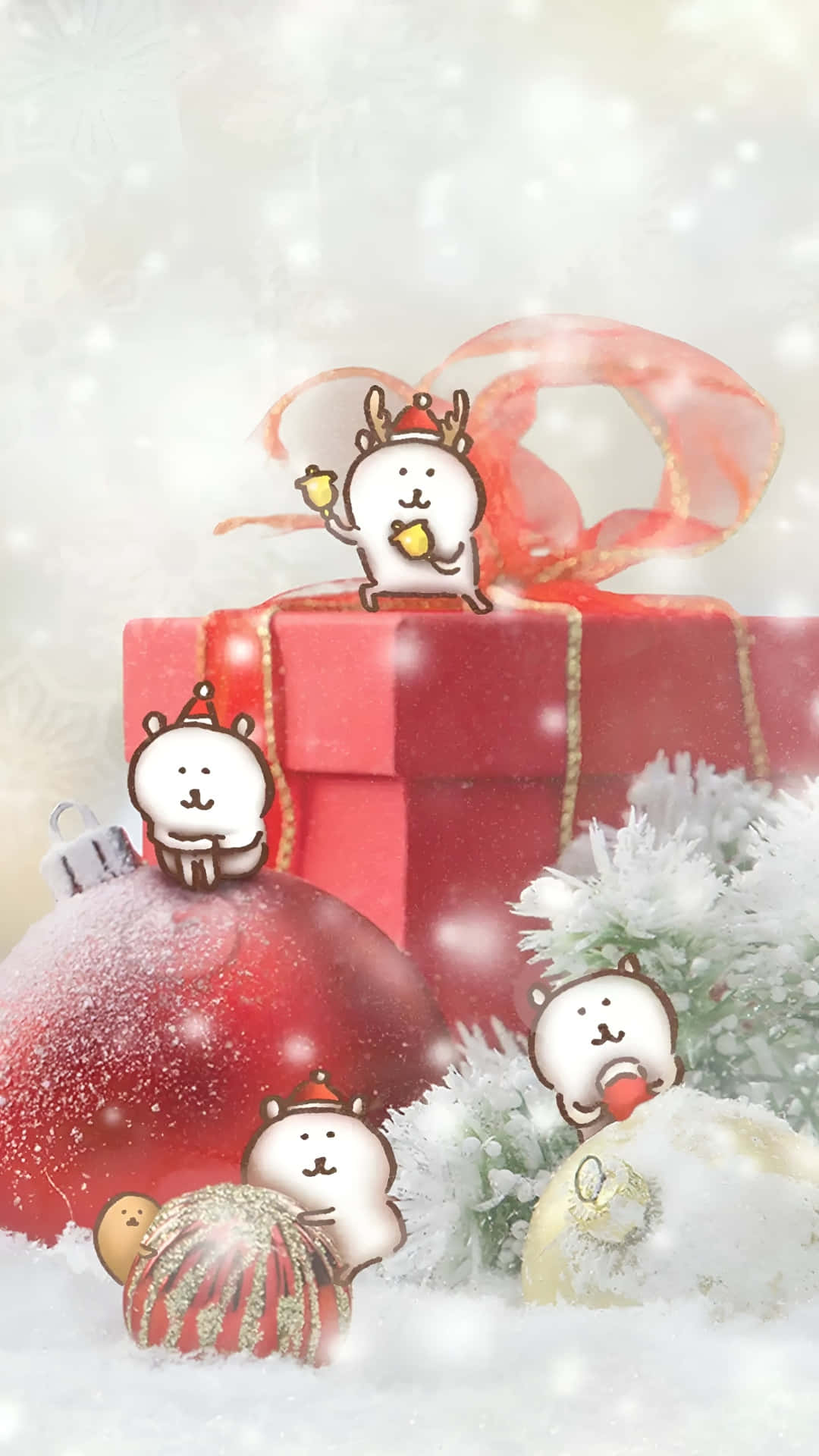  壁紙 — 可愛的白色卡通動物戴著節日帽子，在飄雪中圍著紅色禮物盒和裝飾品玩耍。