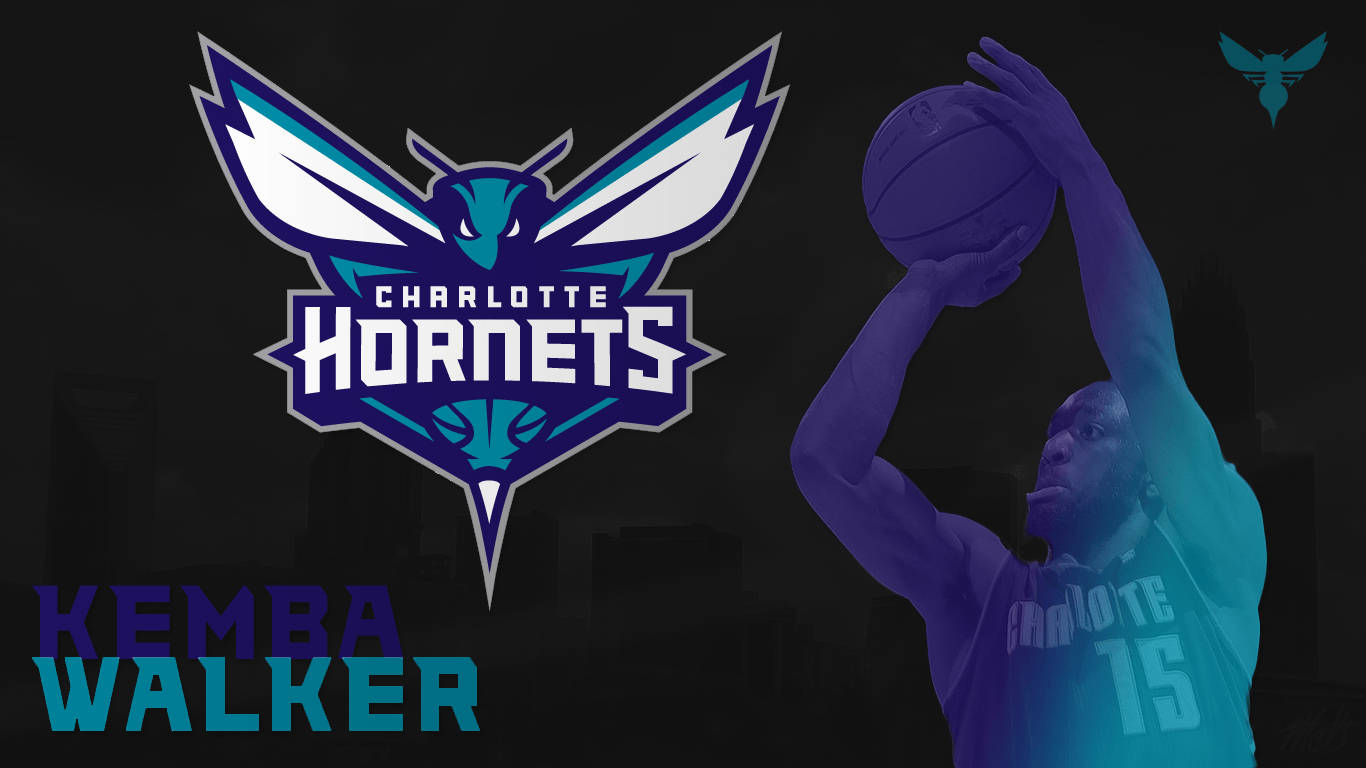 Kemba Walker 夏洛特黃蜂隊隊徽藝術壁紙 壁紙 — 一名身穿夏洛特黃蜂隊球衣的籃球運動員在深色背景下投籃，背景顯示球隊標誌和他的名字。