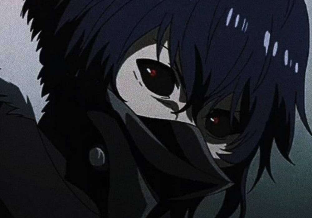 kirishima Ayato 暗黑風動漫頭像 壁紙 — 一個黑髮紅眼的動漫角色特寫，在柔和的灰色背景前，從黑色圍巾後面凝視著。
