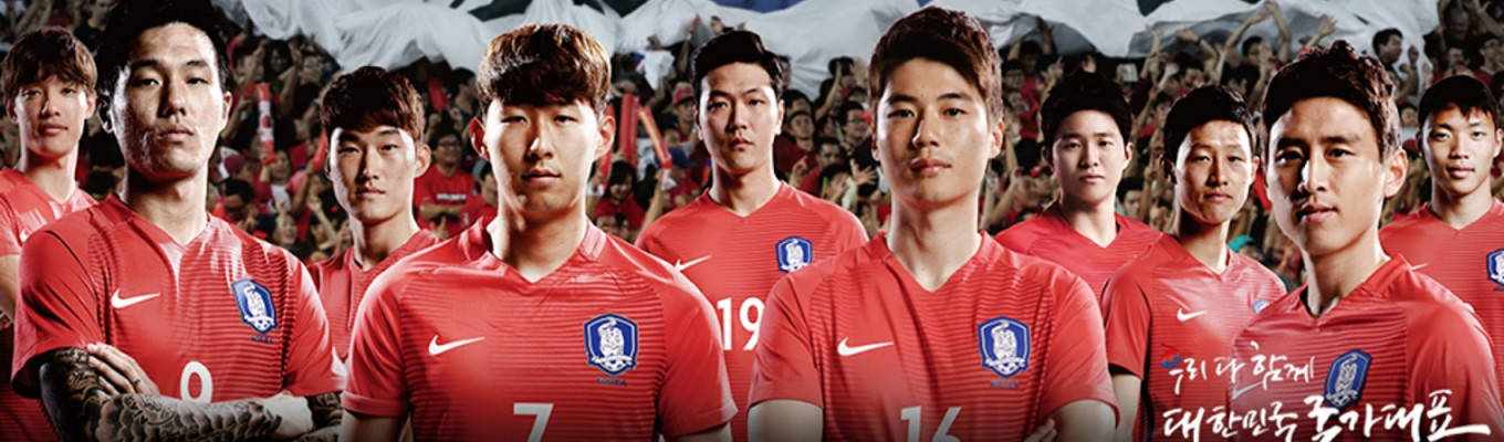 韓國國家足球隊成員在2022年世界盃比賽中的莊嚴形象