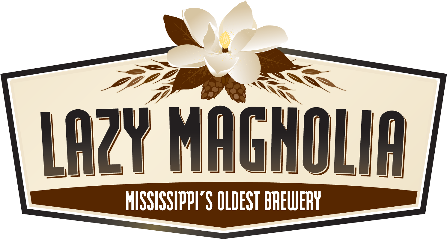 Lazy Magnolia 啤酒廠標誌 壁紙 — Lazy Magnolia 的復古風格啤酒廠招牌，以白色木蘭花和小麥穗為特色，背景為奶油色。