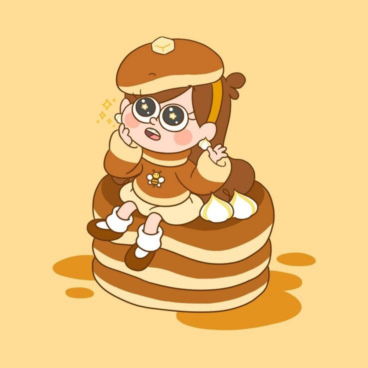 Mabel Pines Q版鬆餅藝術 壁紙 — 一個可愛的卡通蜜蜂女孩穿著蜜蜂服裝坐在一堆薄煎餅上，糖漿滴落下來。