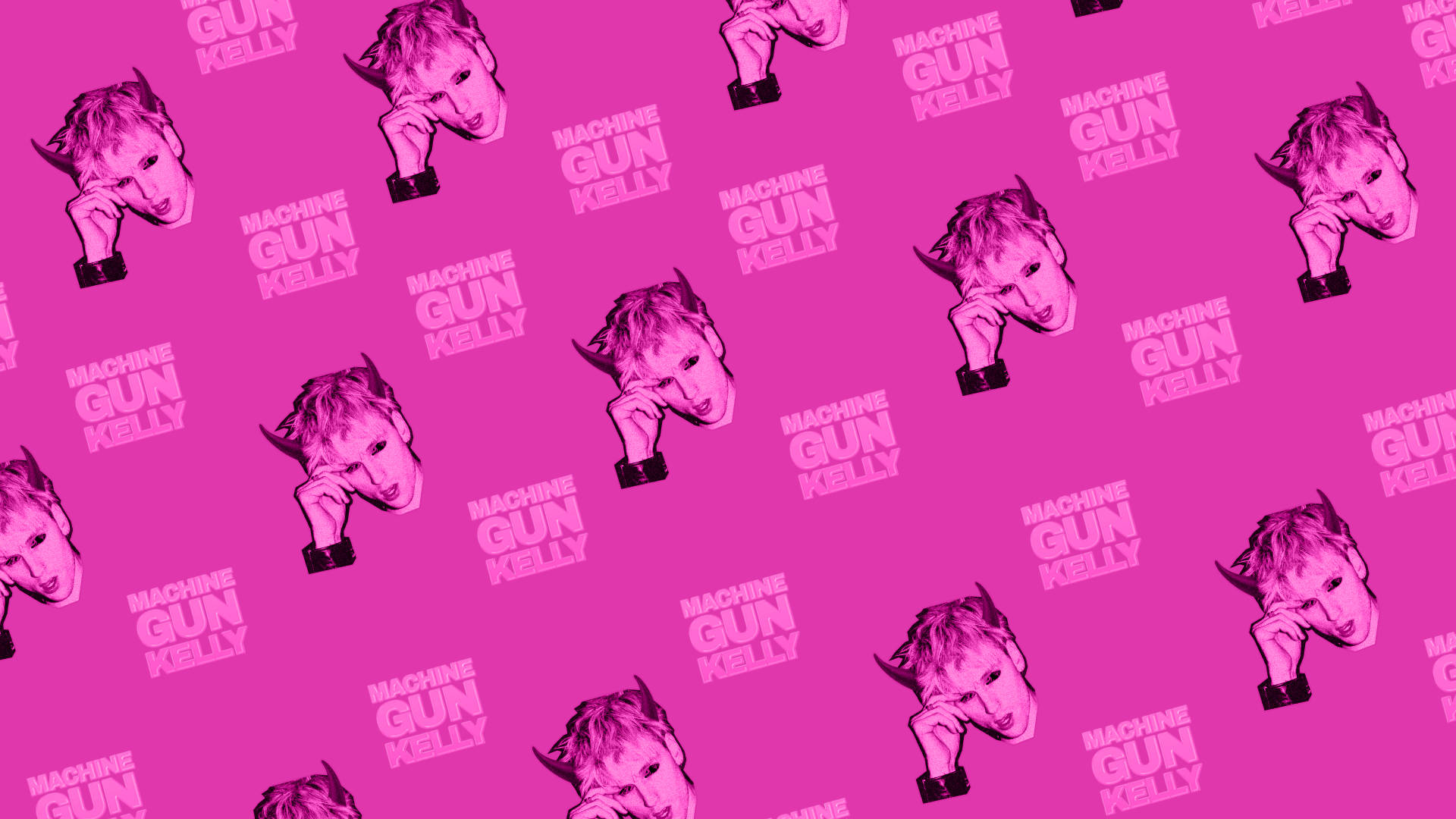 Machine Gun Kelly 粉色美學 壁紙 — 充滿活力的粉紅色牆紙，帶有重複的Machine Gun Kelly風格化肖像，配有角和文字。