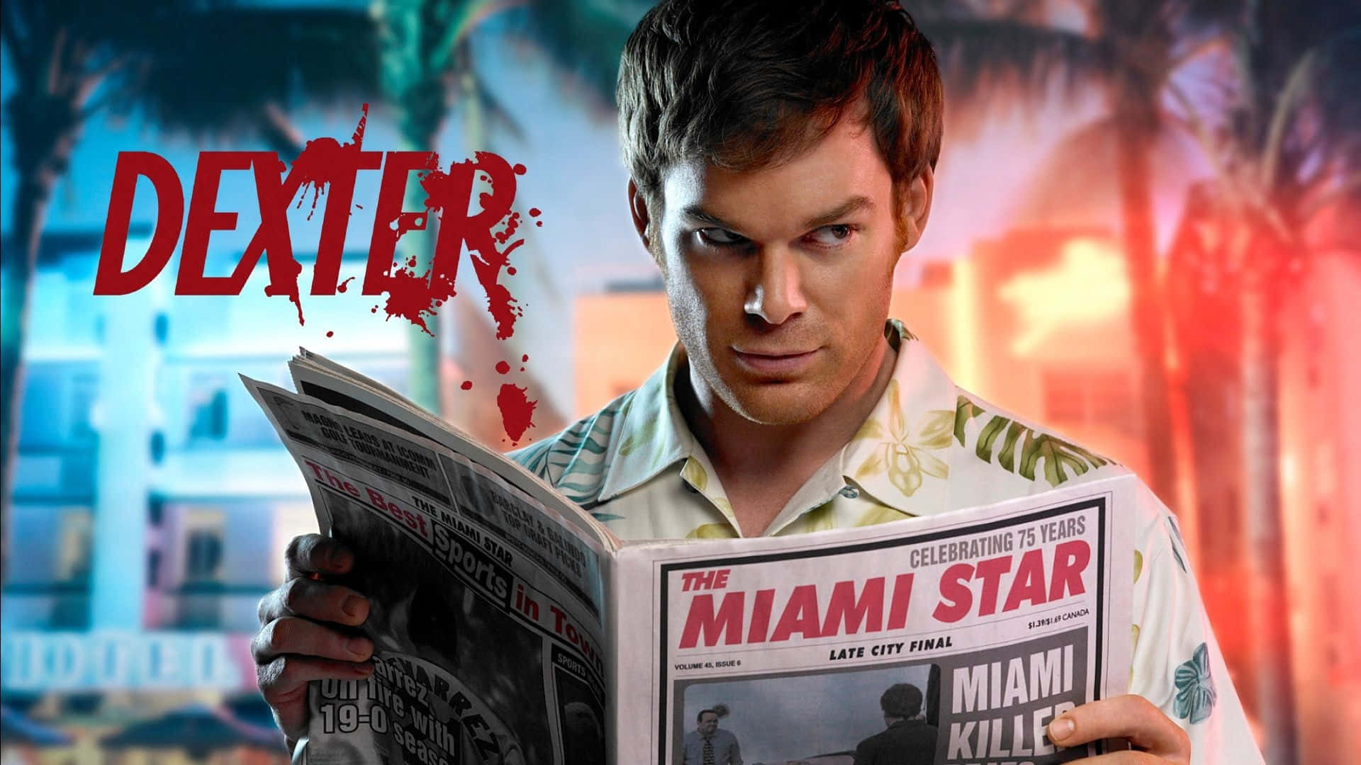  壁紙 — 一名穿著夏威夷恤衫的男子正在閱讀一份名為《The Miami Star》的報紙，頭條為「Miami Killer」，背景是模糊的熱帶城市景觀，並有紅色噴漆文字「DEXTER」。