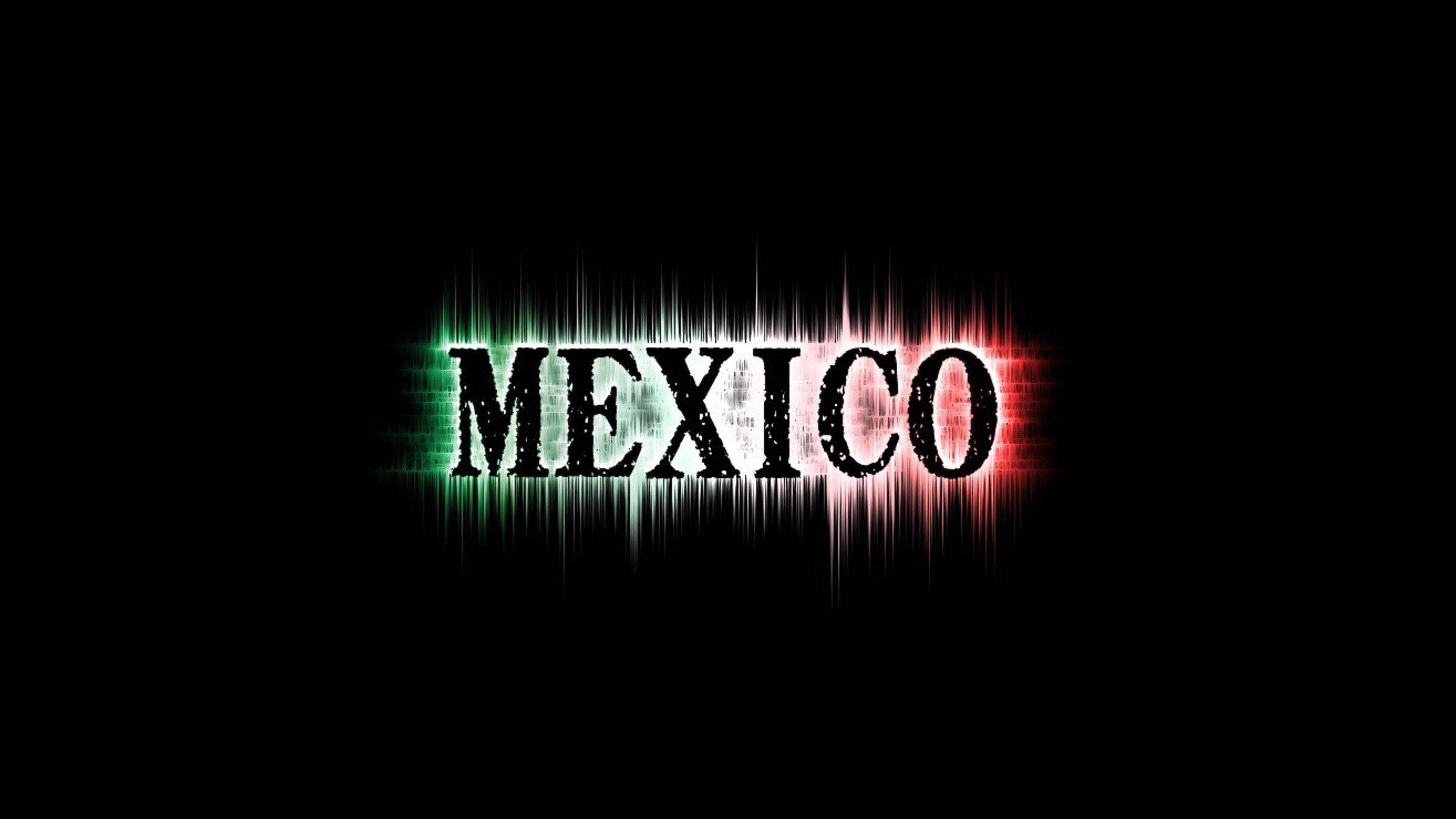 墨西哥 桌布 壁紙 — 「MEXICO」一詞在黑色背景上以綠色、白色和紅色的音頻波紋圖案發光。