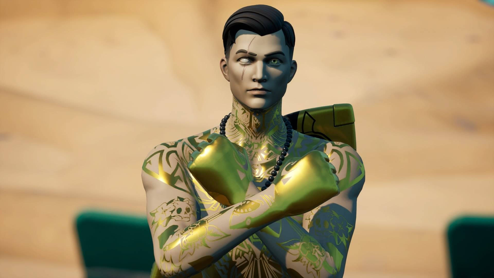 Midas《Fortnite》金拳壁紙 壁紙 — 一個風格化的男性角色，帶有金色紋身和拳擊手套，雙臂交叉，自信地站在模糊的木質背景前。
