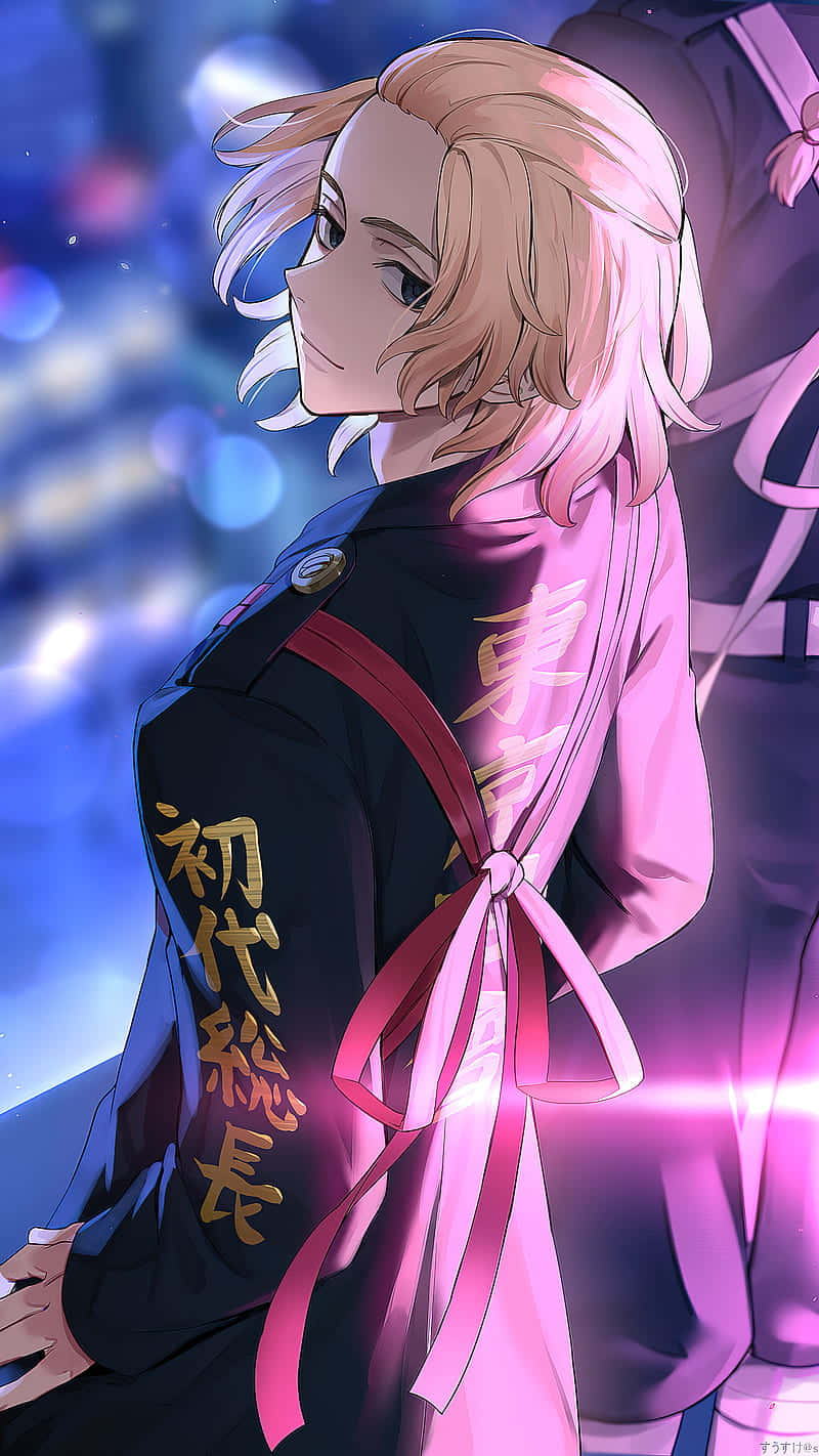 穿著制服、戴著粉紅蝴蝶結的動漫角色在夜間微笑。