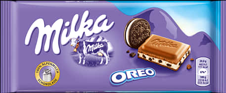 Milka Oreo 巧克力棒包裝設計 壁紙 — 紫色Milka朱古力條，含有Oreo餅乾碎片及白色乳牛標誌，背景為山脈。