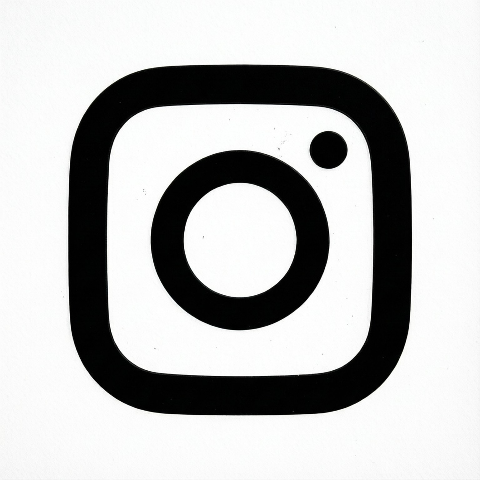白色背景上的黑色Instagram標誌圖示