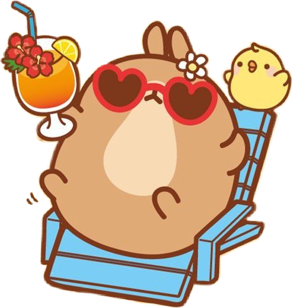 Molang 夏日度假放鬆 壁紙 — 一隻可愛的卡通倉鼠戴著心形太陽眼鏡，在藍色椅子上放鬆，旁邊有熱帶飲料和一隻小雞。