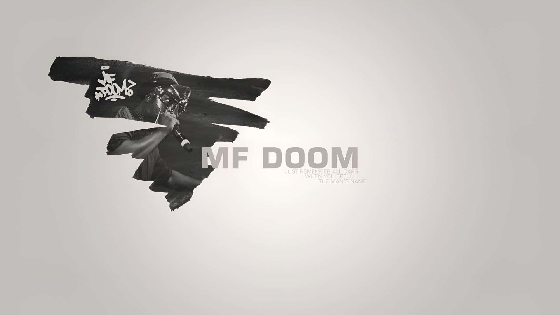  壁紙 — MF DOOM 戴著面具和連帽衫的單色風格肖像，像筆觸一樣在純色背景上碎裂。