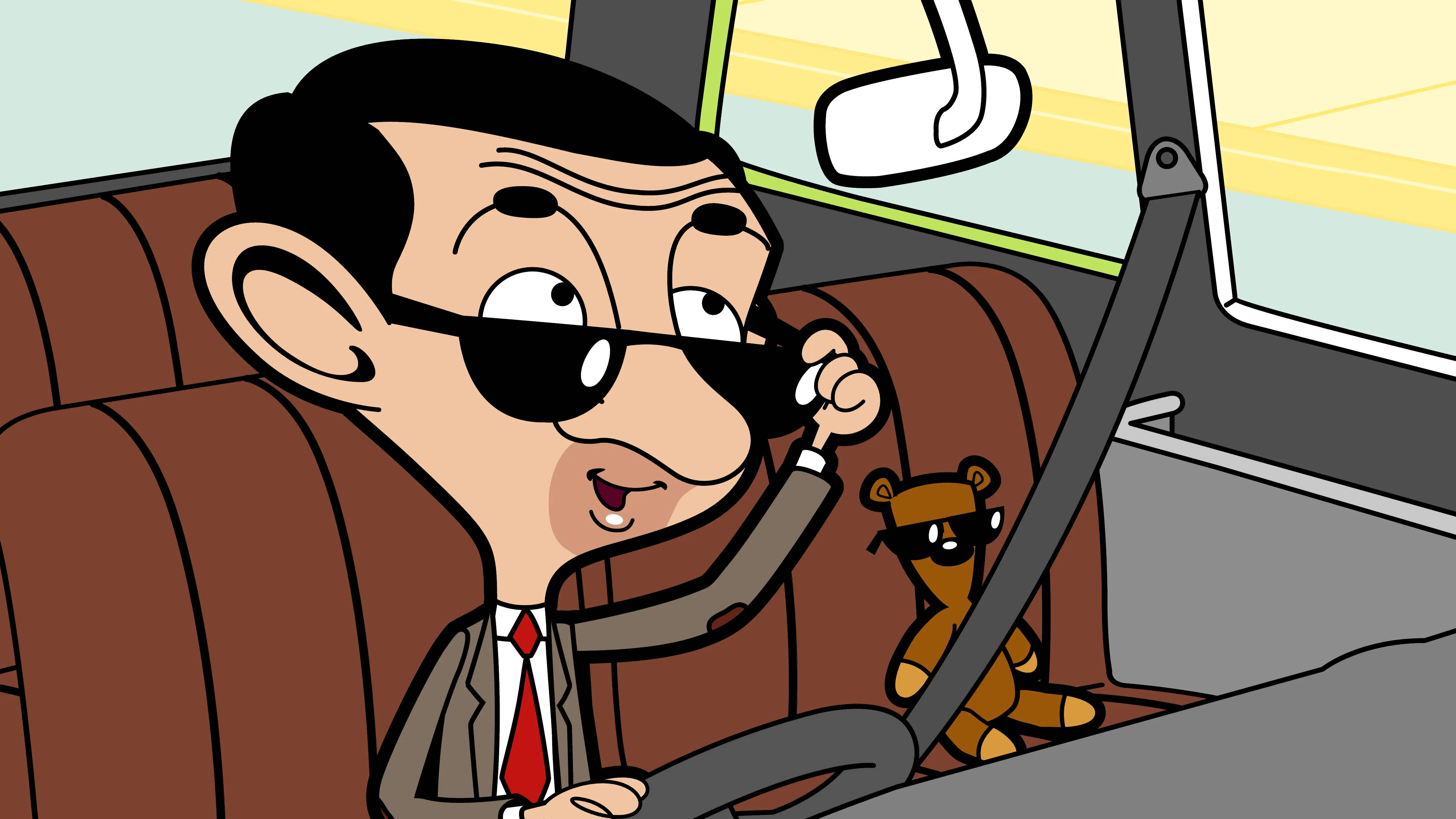 4K 桌布 壁紙 — Mr. Bean 喺卡通車入面戴住太陽眼鏡，調整緊佢，而一隻戴住太陽眼鏡嘅啤啤熊就坐喺佢旁邊。