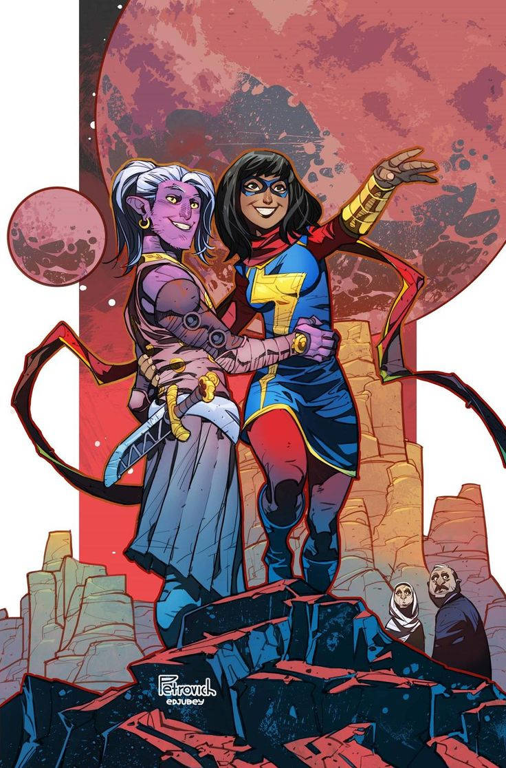 Ms Marvel 與外星人 壁紙 — 兩個漫畫英雄站在岩石露頭上，在巨大的紅月亮下，一個穿著藍色服裝，另一個穿著紫色揮舞著劍。