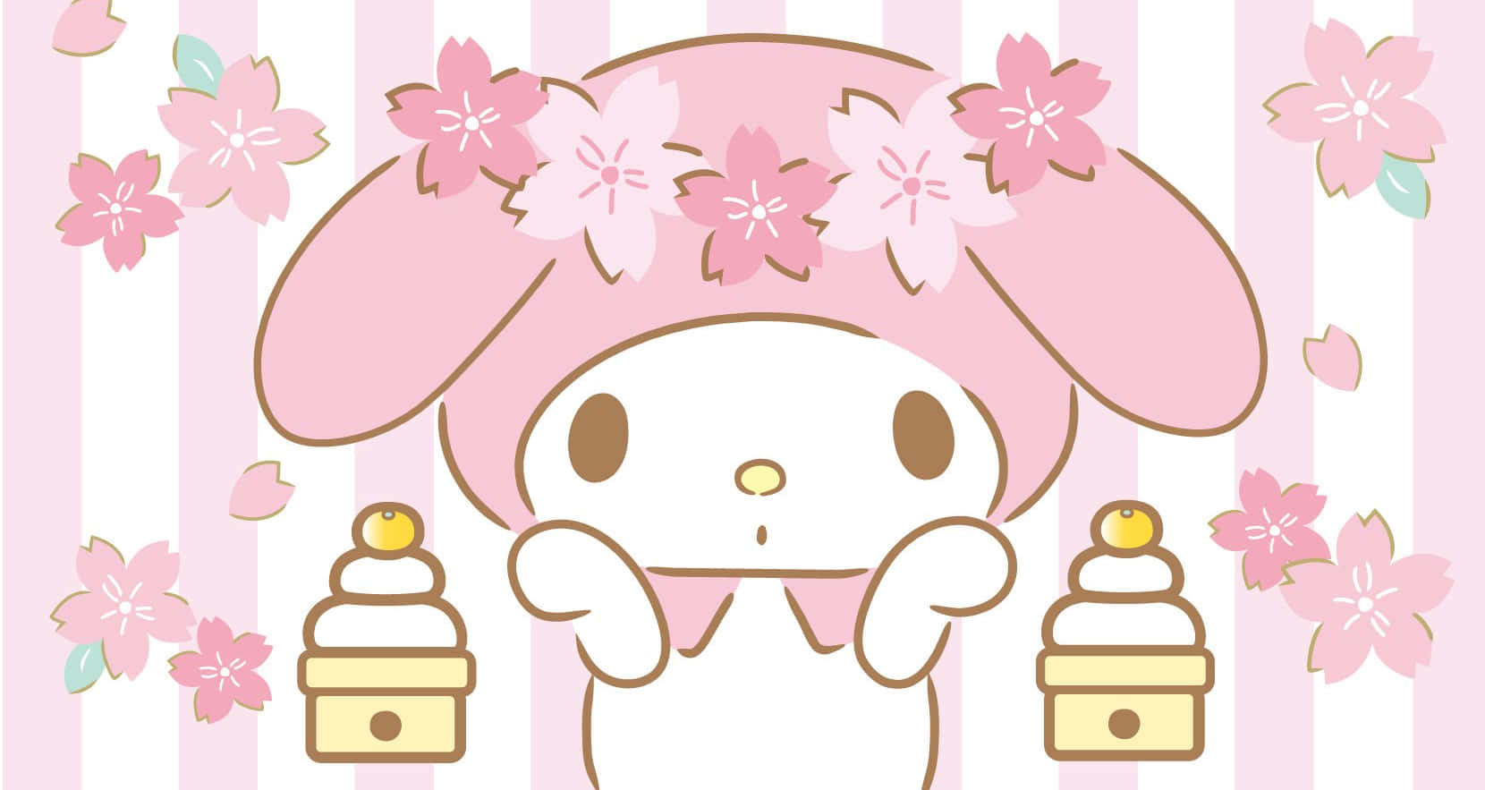 My Melody 花與蛋糕桌面壁紙 壁紙 — 一個可愛的卡通角色，擁有兔耳朵，上面裝飾著粉紅色的櫻花，在粉白條紋背景前拿著兩個糕點。