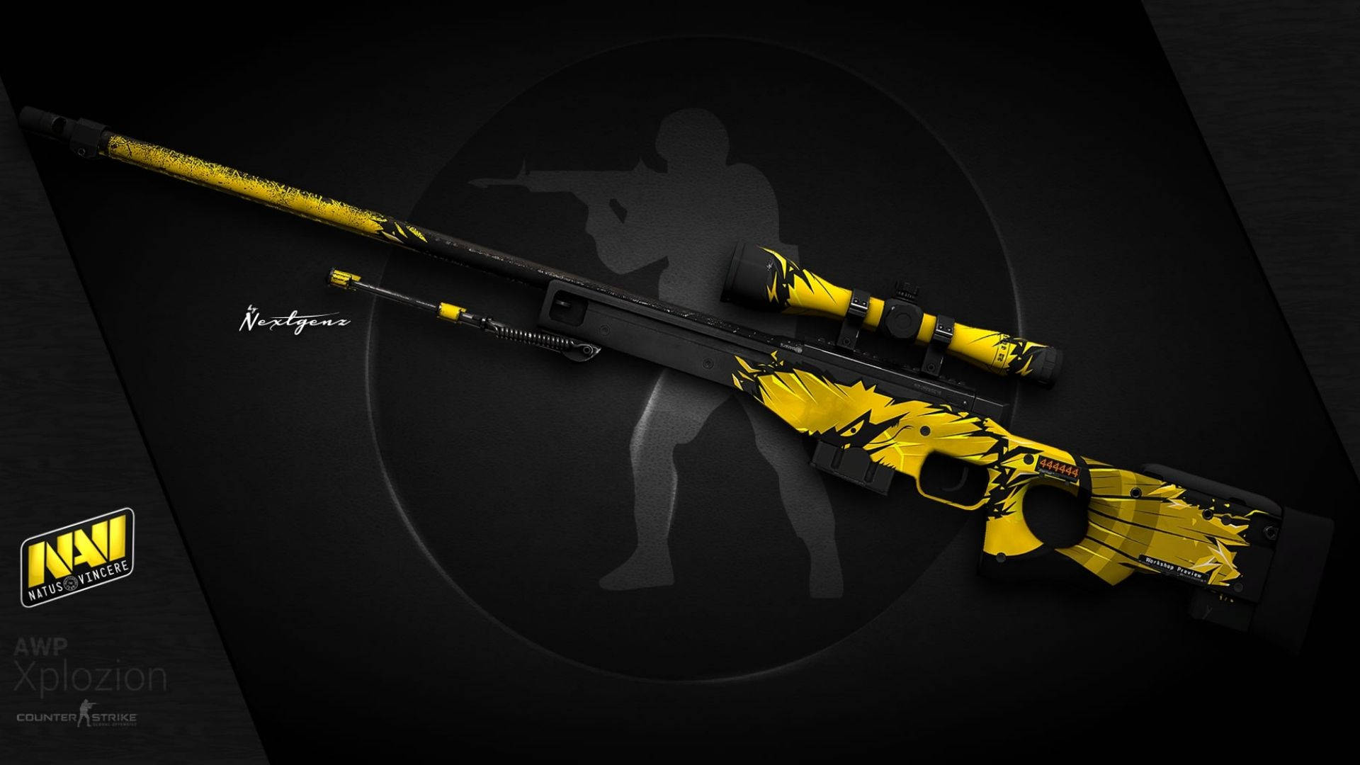 Natus Vincere 特殊武器 壁紙 — 一支時尚的黃黑狙擊步槍帶有火焰貼花，放置在深色表面上，背後有射手的剪影。