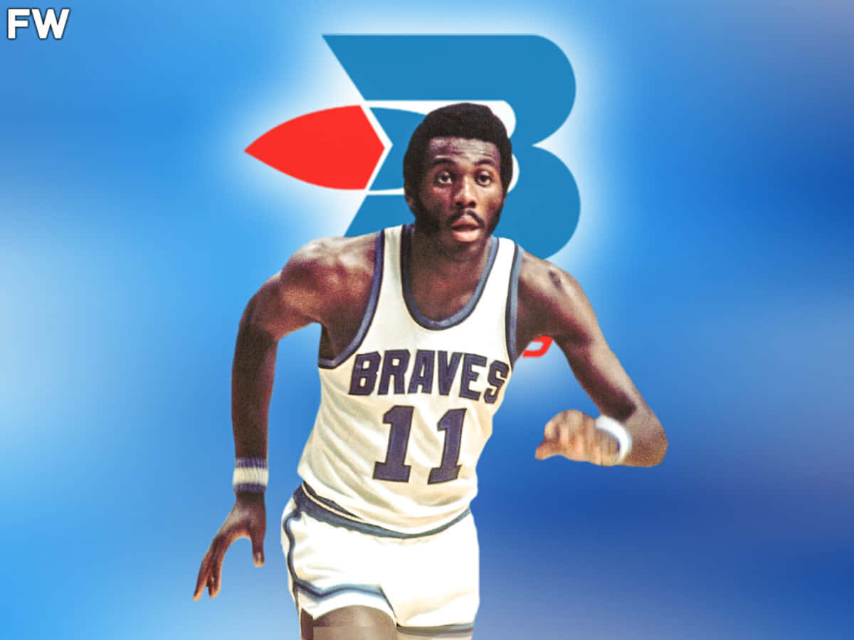 NBA傳奇球星鮑勃·麥卡杜賽場風采 壁紙 — 一位身穿Braves球衣的復古籃球運動員在藍色漸變背景上動態奔跑，背景帶有風格化的球隊標誌。